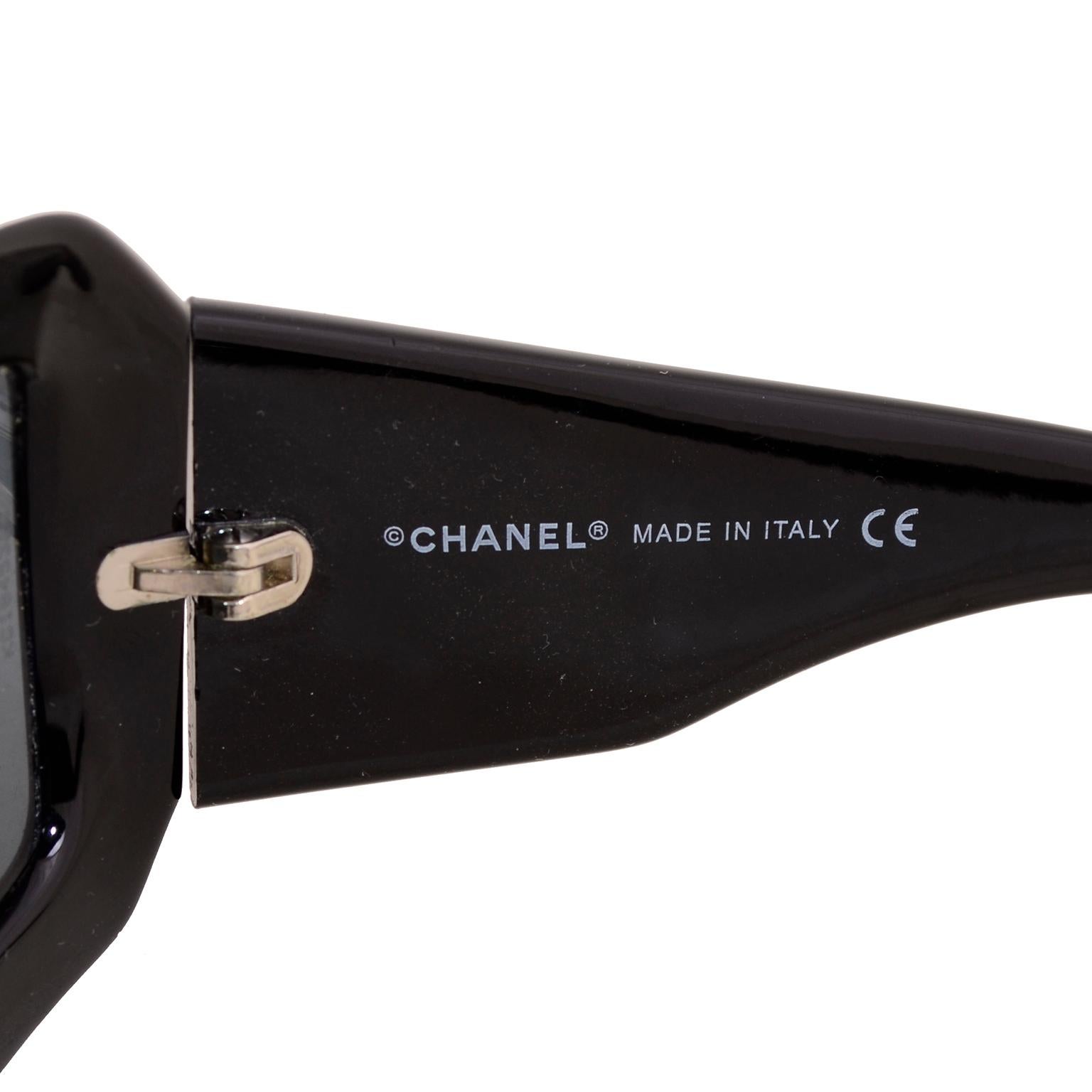 Vintage Chanel Black Sunglasses With Monogram Interlocking Mother Of Pearl CC's 3