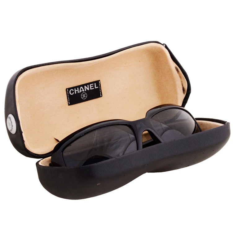 Vintage Chanel Black Sunglasses With Monogram Interlocking Mother Of Pearl  CC's