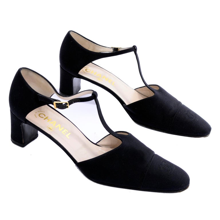 chanel black patent sandals
