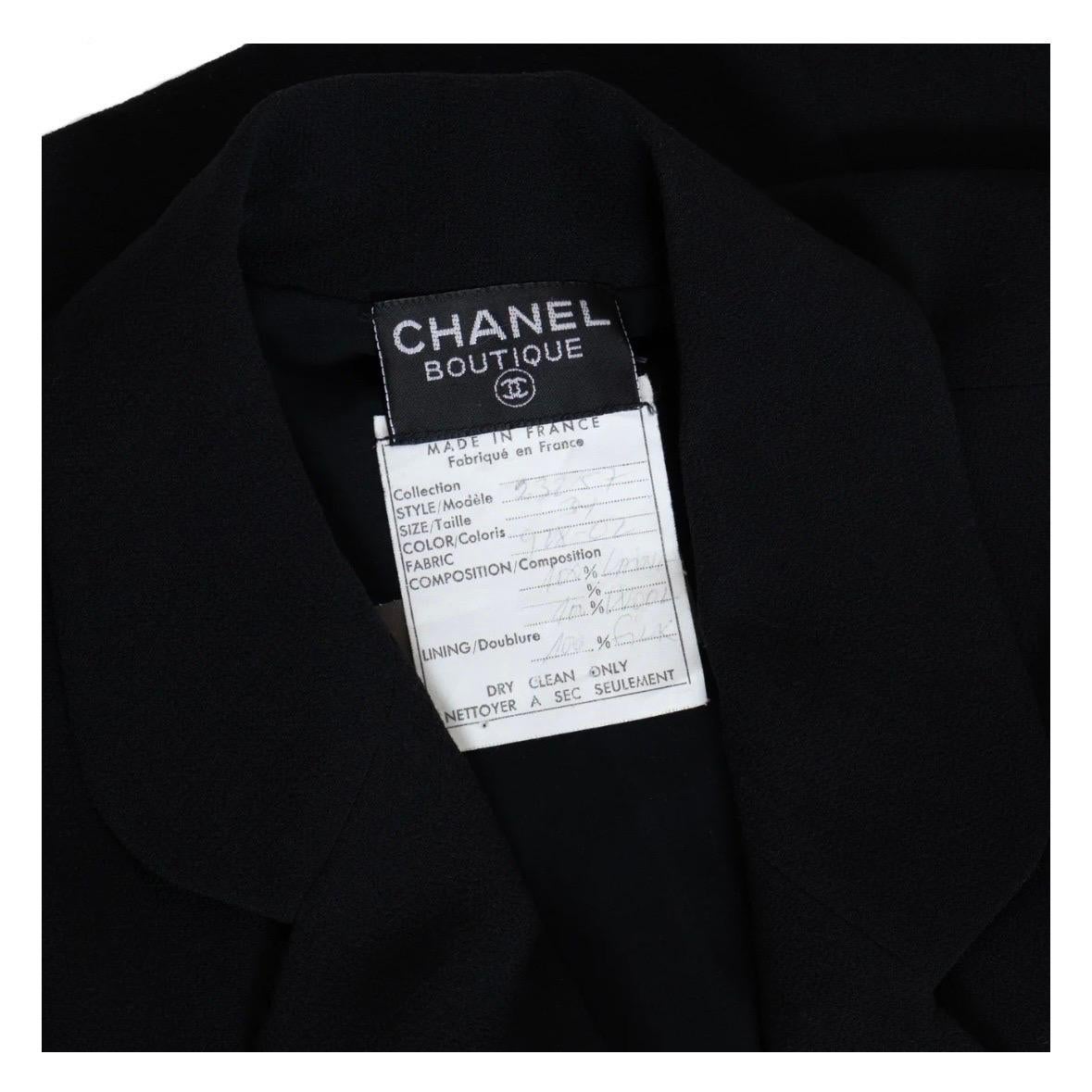 Vintage Chanel Blazer Dress (Circa Early 1990s) For Sale 3
