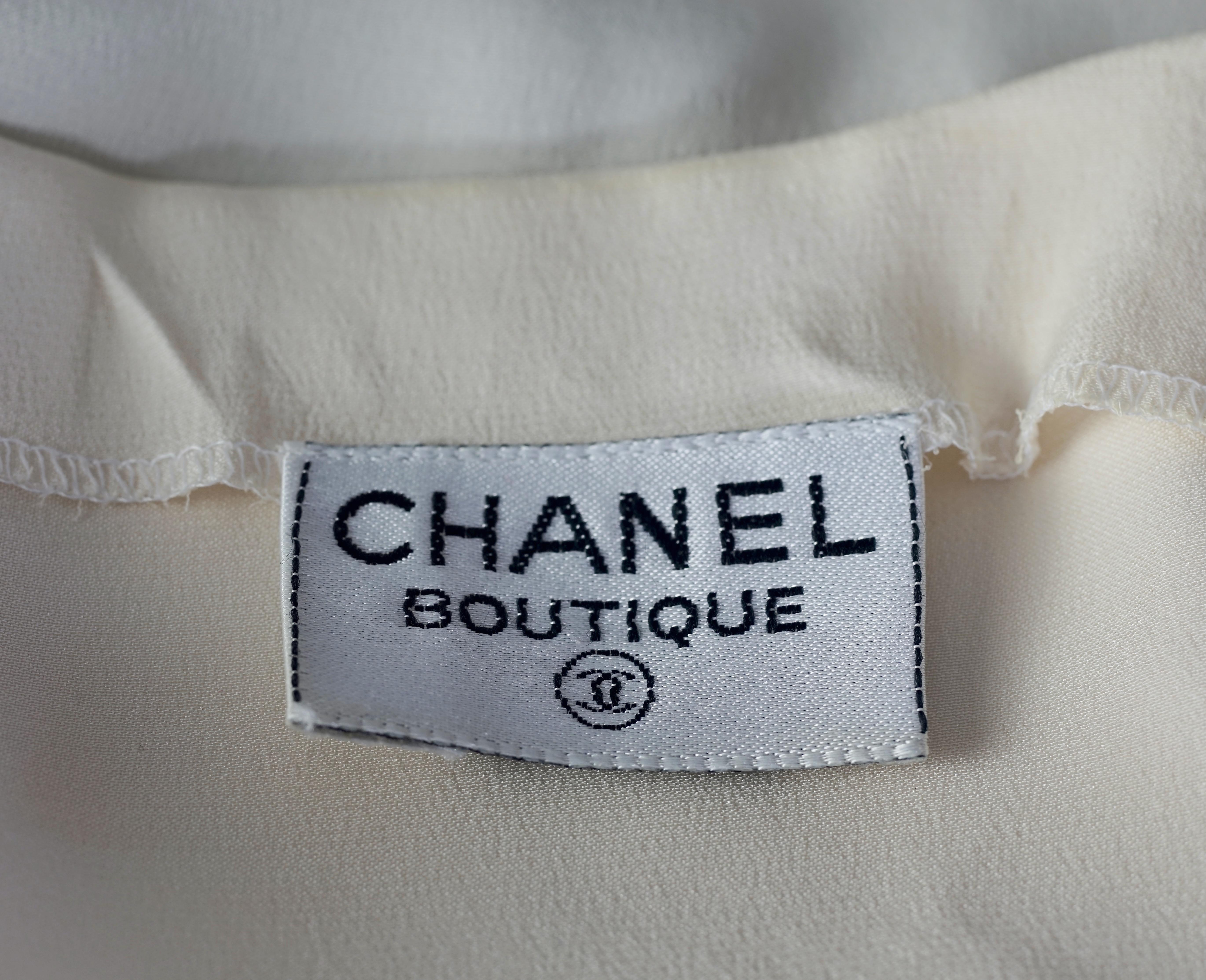 Vintage CHANEL BOUTIQUE CC Logo Pocket Beige Silk Top For Sale 6