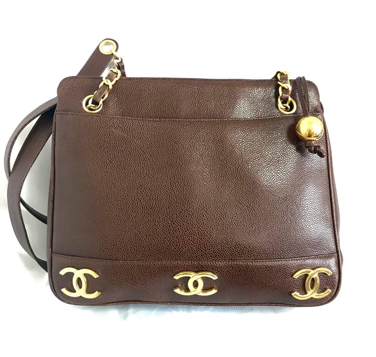 Vintage CHANEL brown caviar leather chain shoulder bag with 3 golden CC  marks. For Sale at 1stDibs