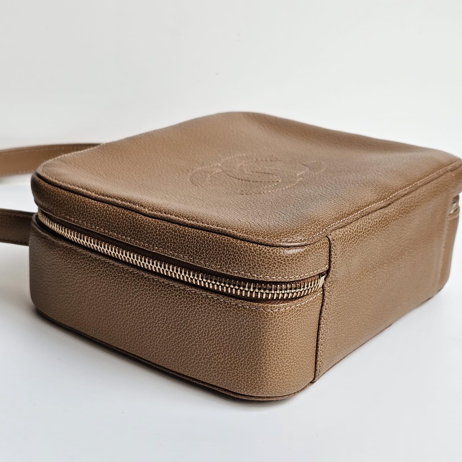 Vintage Chanel Brown Caviar Small Top Handle Zip Bag 14