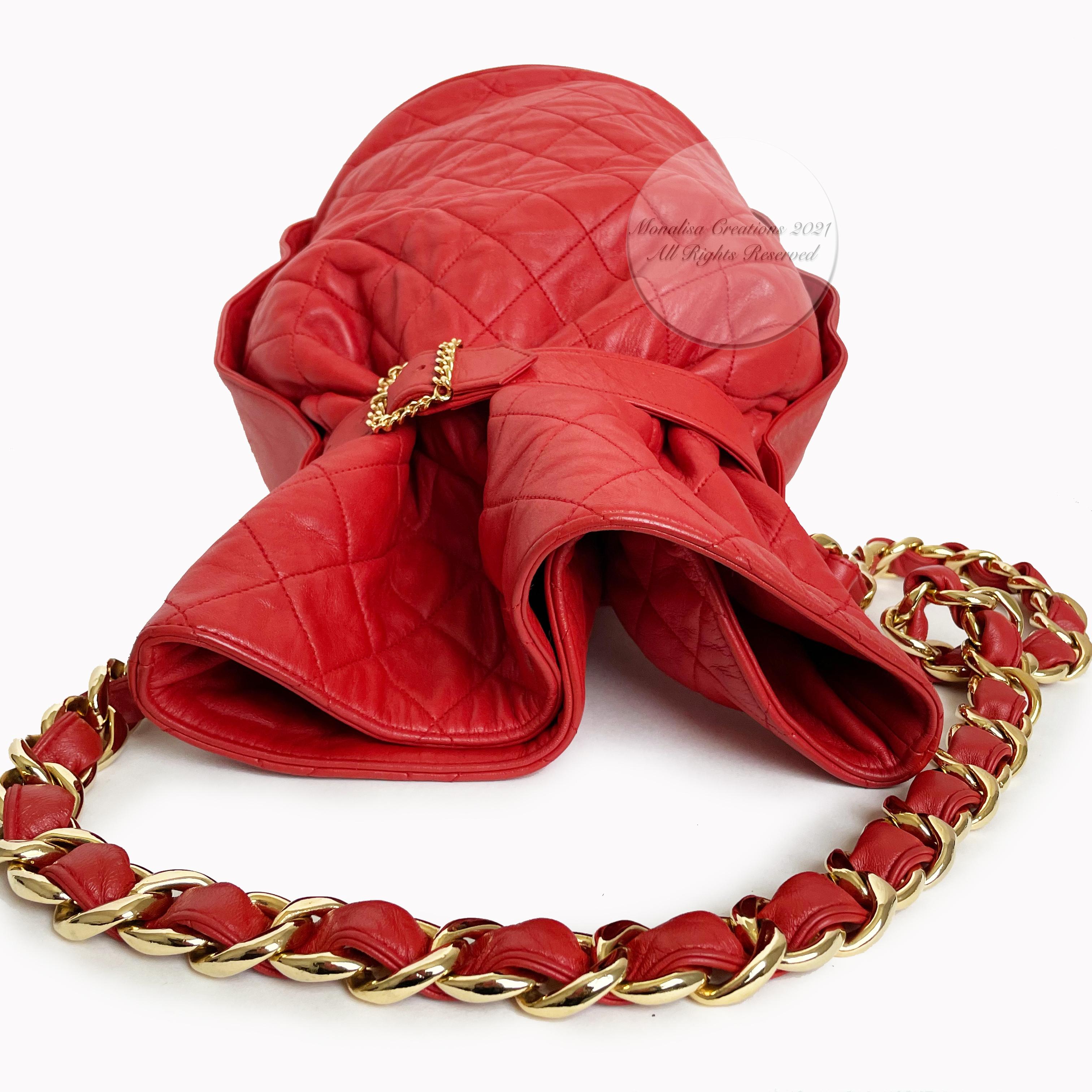 Vintage Chanel Buckle Bag Red Matelasse Leather with Chain Strap F/W 1992 Rare For Sale 4