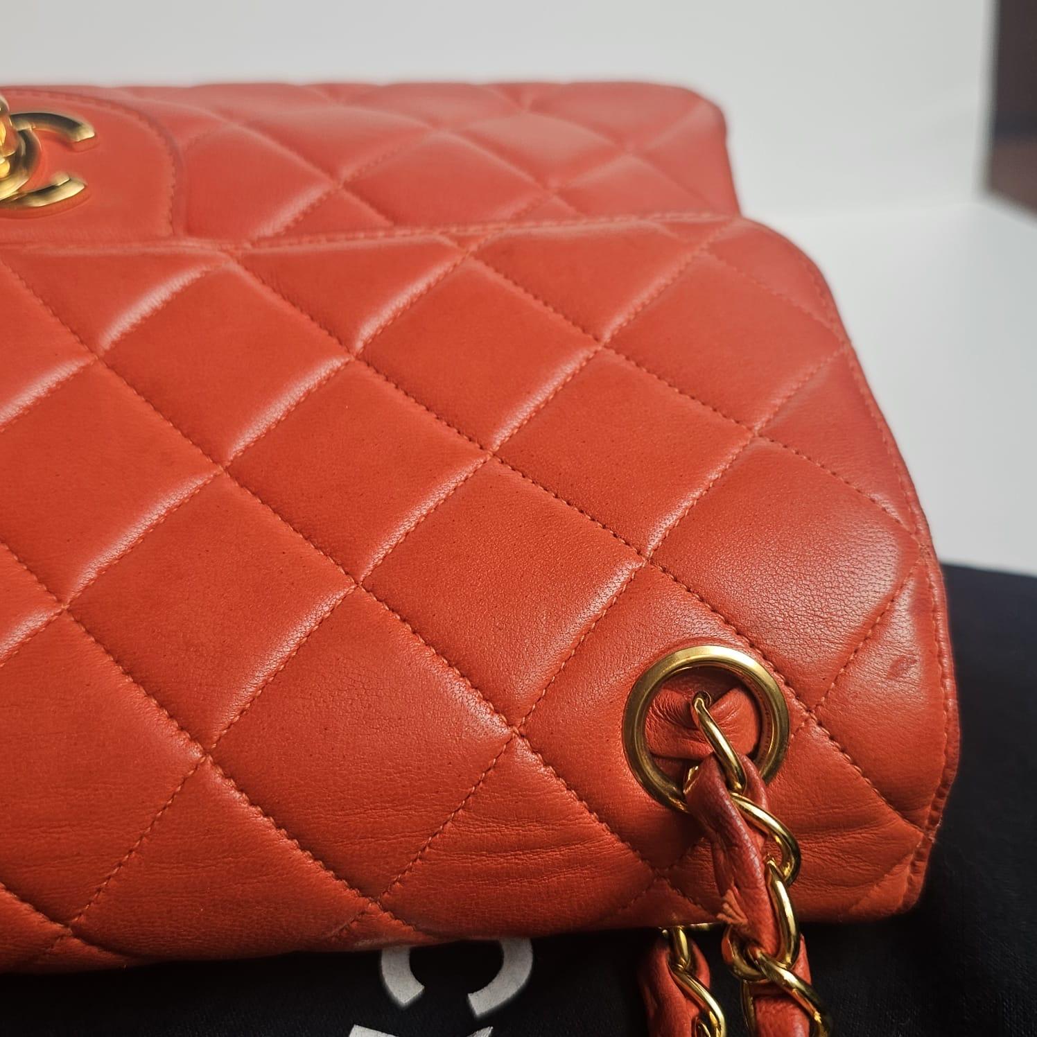 Vintage Chanel Burnt Orange Lammfell Medium Biface Flap Tasche im Angebot 14