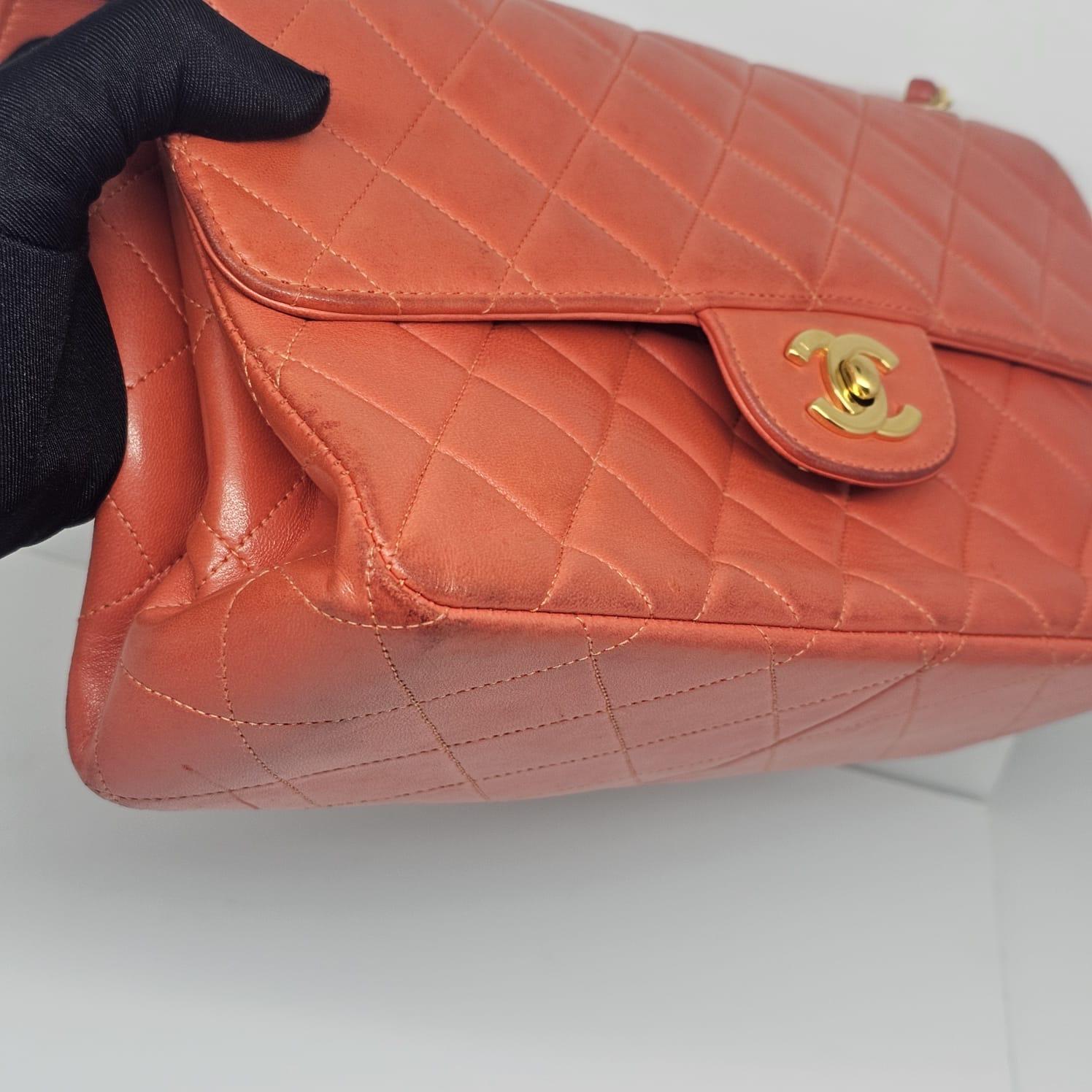 Vintage Chanel Burnt Orange Lammfell Medium Biface Flap Tasche Damen im Angebot