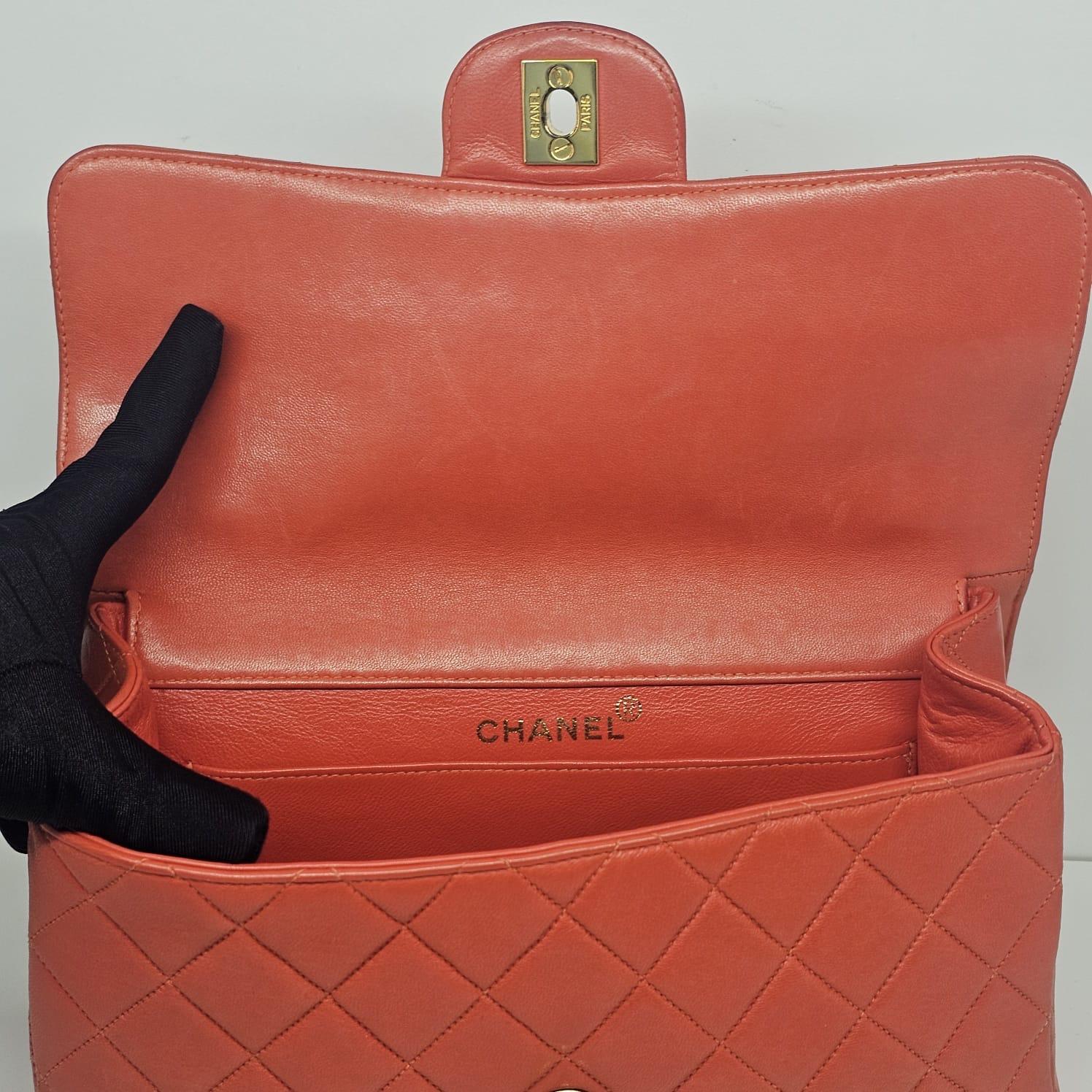Vintage Chanel Burnt Orange Lammfell Medium Biface Flap Tasche im Angebot 2