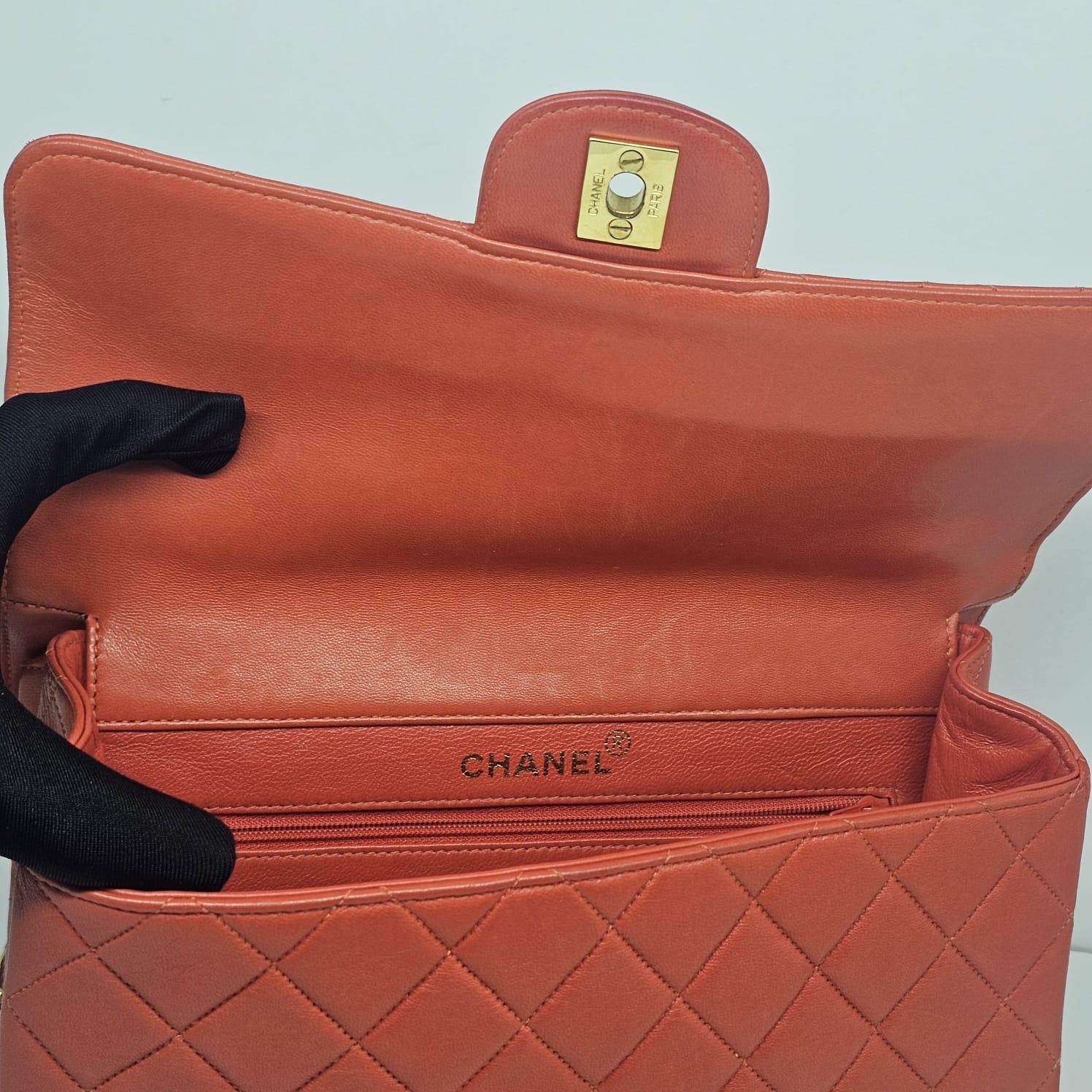 Vintage Chanel Burnt Orange Lammfell Medium Biface Flap Tasche im Angebot 4