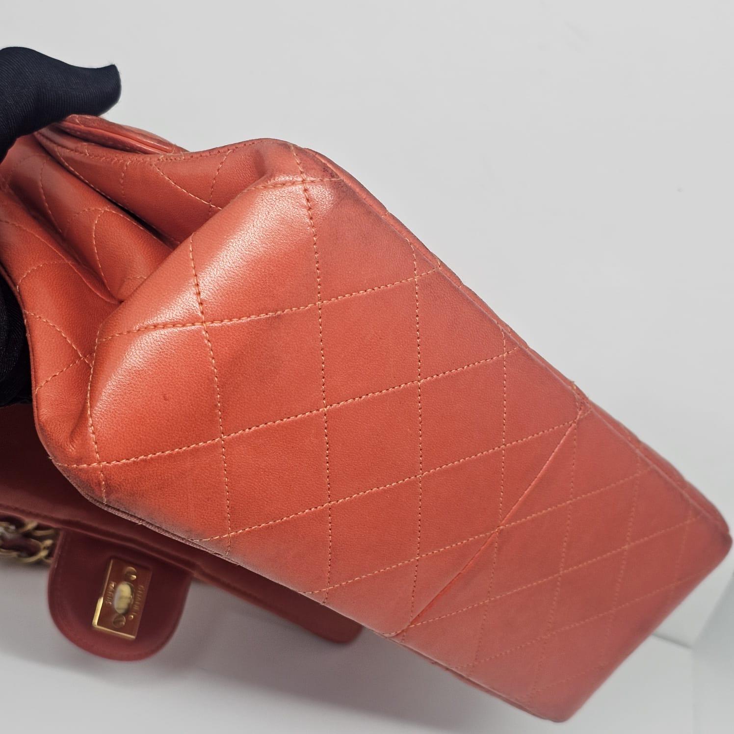 Vintage Chanel Burnt Orange Lammfell Medium Biface Flap Tasche im Angebot 5
