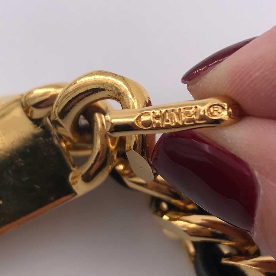 Vintage CHANEL Cambon Belt in Gilt Metal and Leather Chain 1