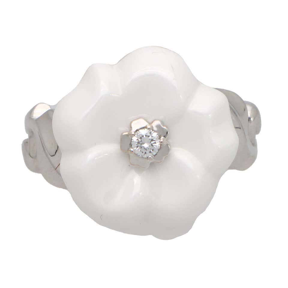 CHANEL Camelia Diamond White Gold Flower Ring at 1stDibs | chanel ...