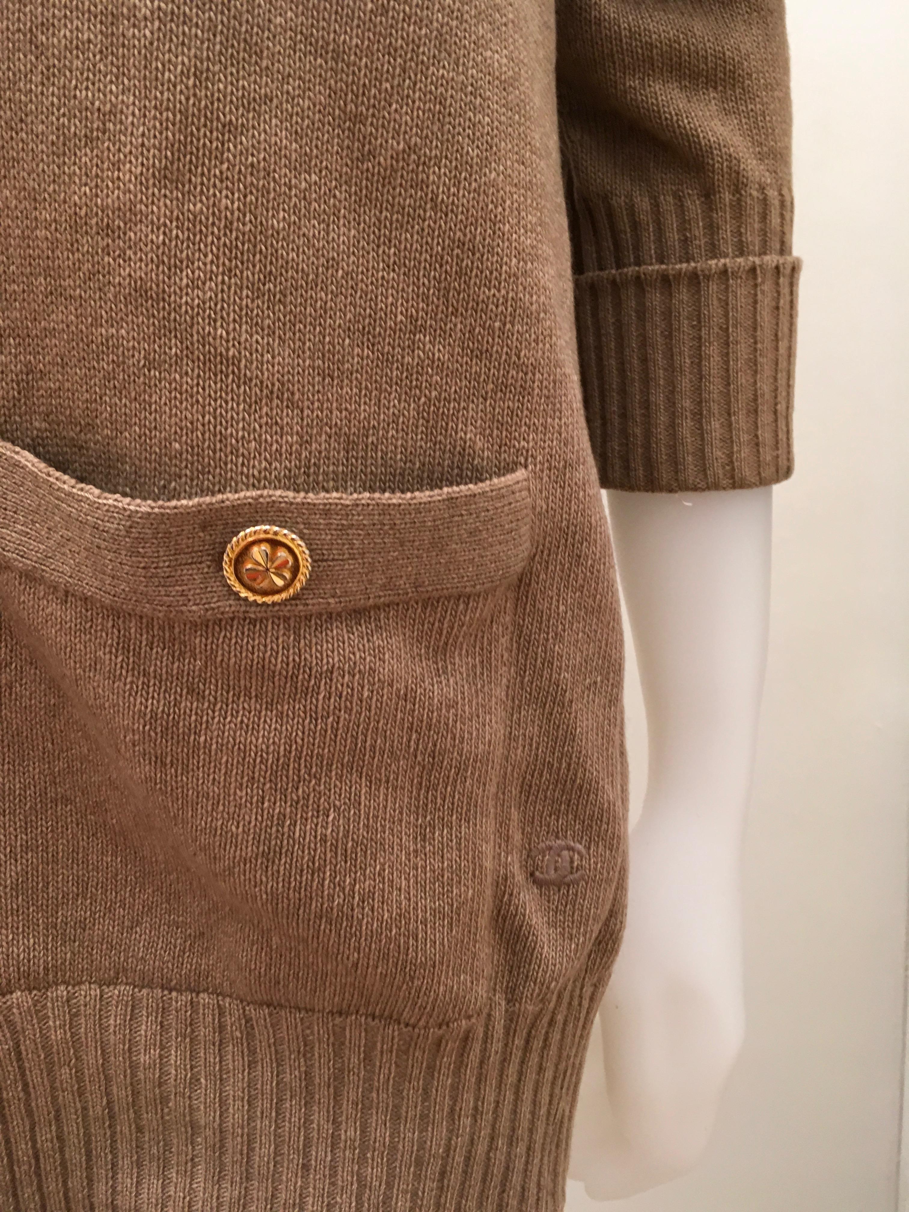 Vintage Chanel Cardigan Sweater... Cashmere Timeless Classic For Sale 5