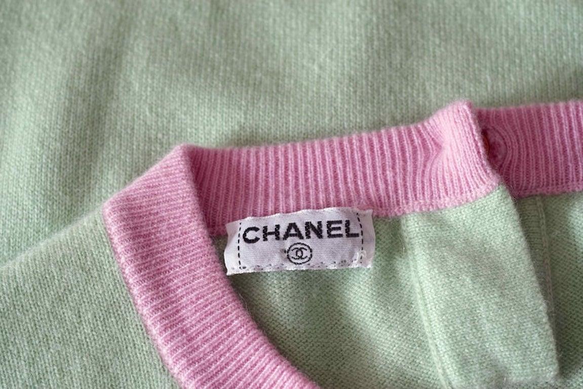 Vintage CHANEL Cashmere Knit Melon Green Pink Trim CC Logo Button Top 1