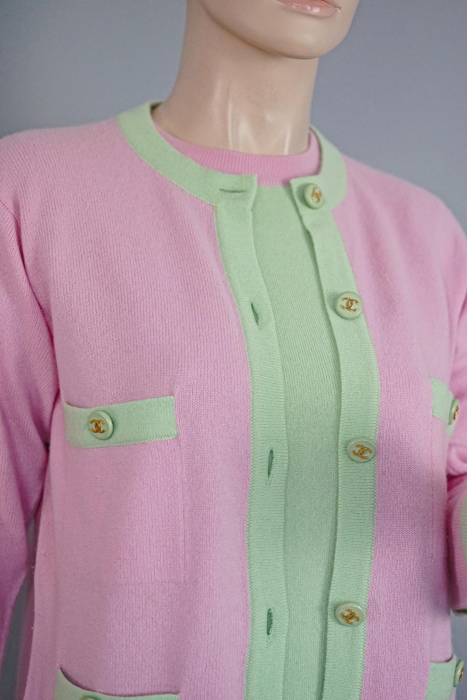 Beige Vintage CHANEL Cashmere Knit Pink Melon Green Trim CC Logo Button Cardigan