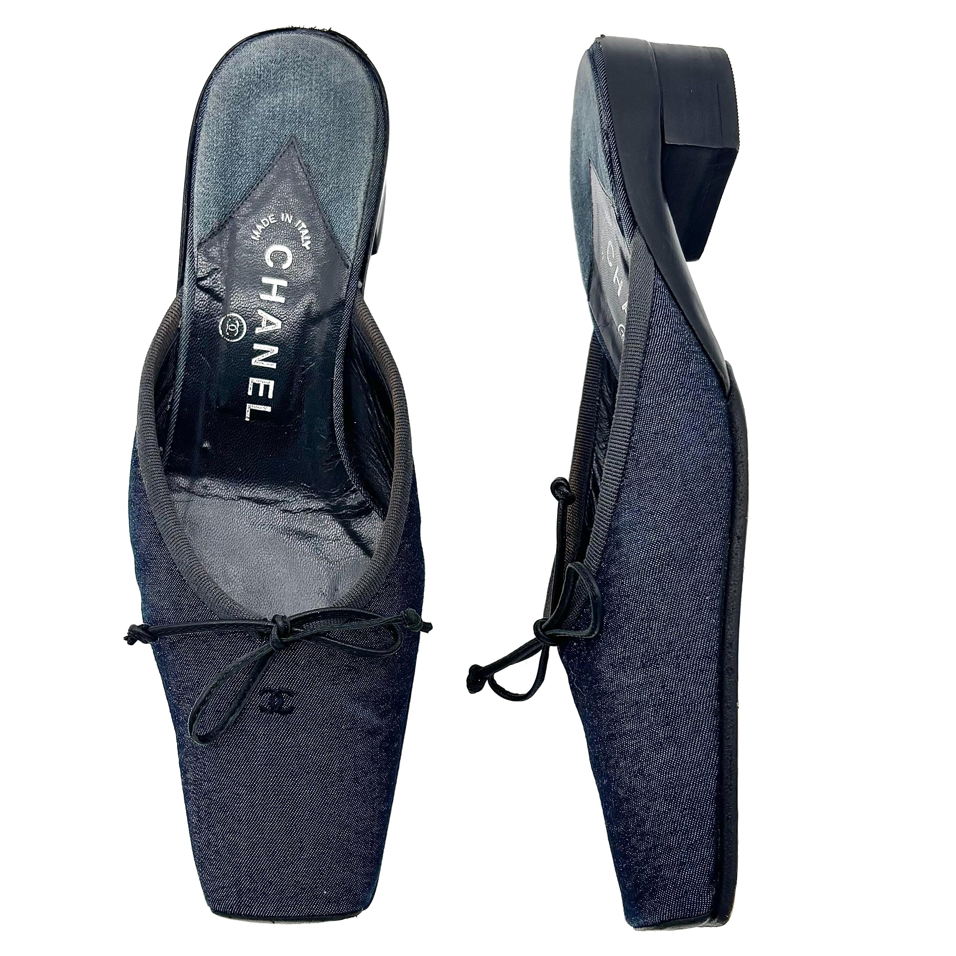 Vintage Chanel CC Embroidered Bow Square Toe Slip On Mules 10