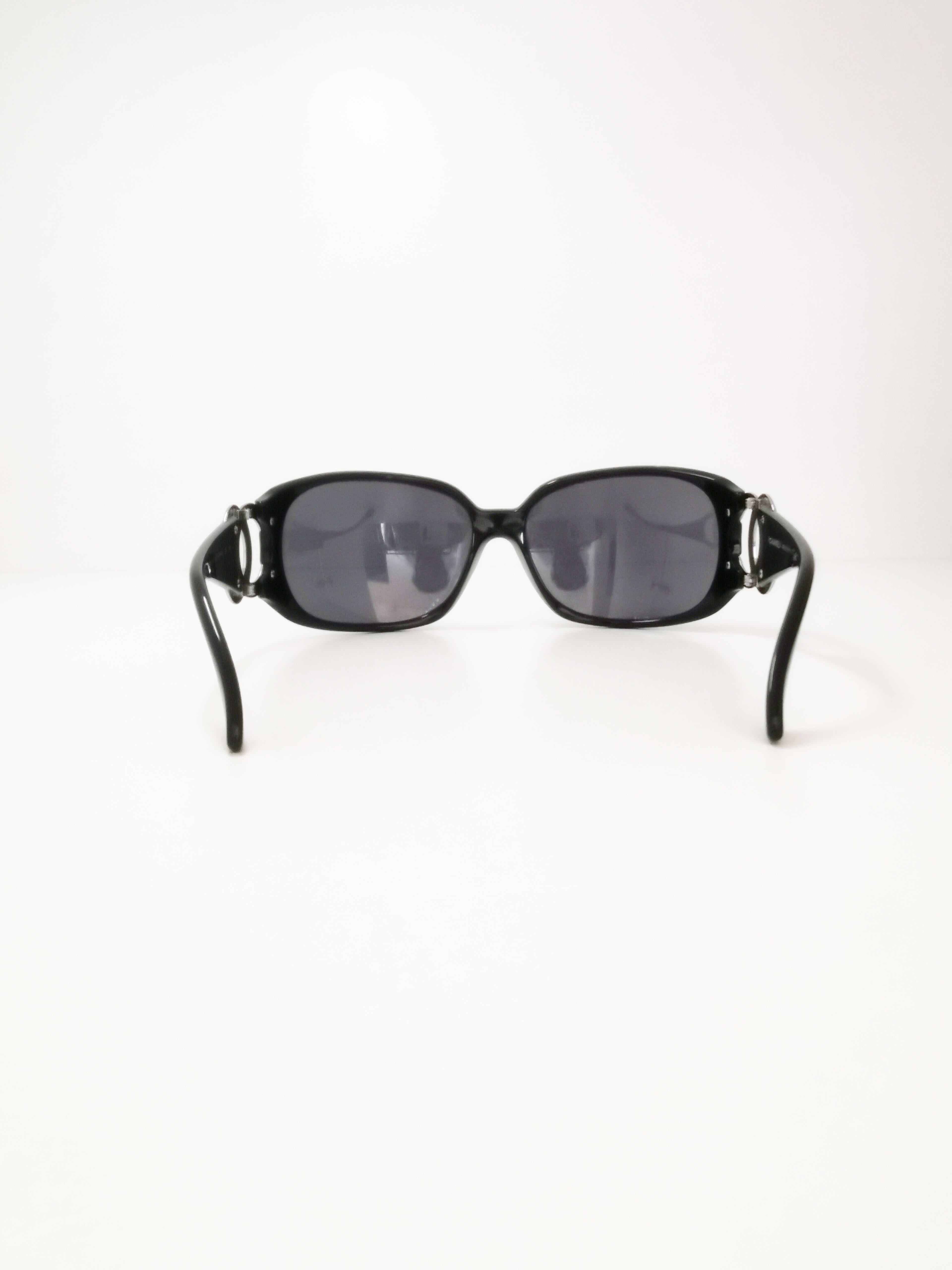 Women's Vintage Chanel CC Interlocking Black Large Side Logo Grey Lens Sunglasses
