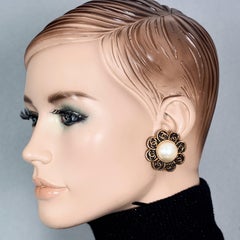 Vintage CHANEL CC Logo Flower Pearl Earrings
