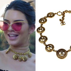 Vintage CHANEL CC Logo Sunburst Openwork Medallion Charm Necklace