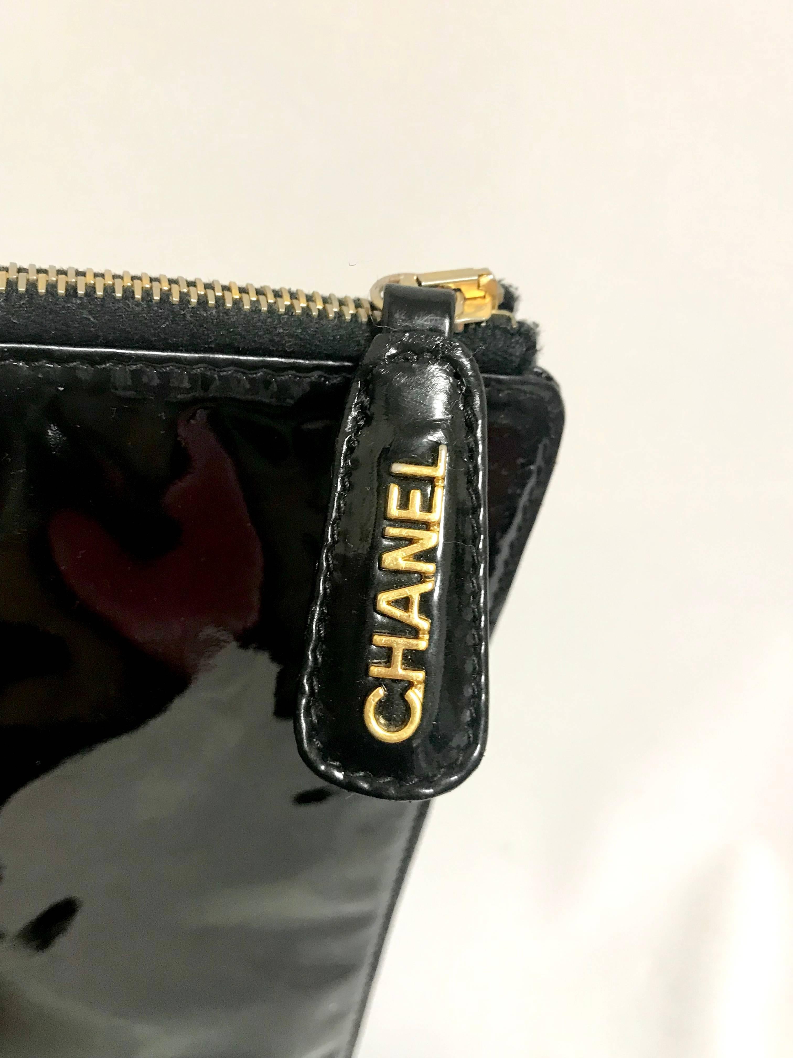 Chanel Vintage classic black patent enamel document bag / large clutch purse  For Sale 6