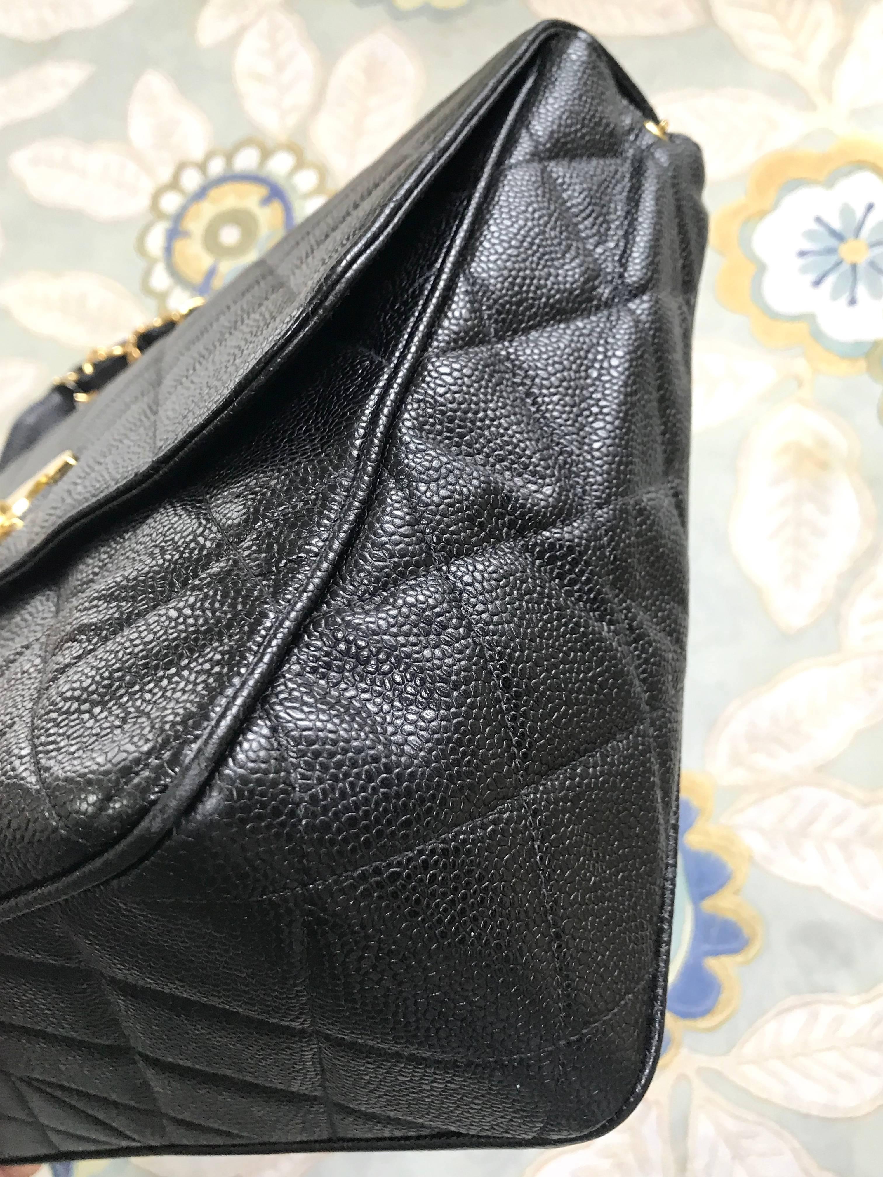 Vintage Chanel classic large black caviar leather 2.55 square chain shoulder bag For Sale 5