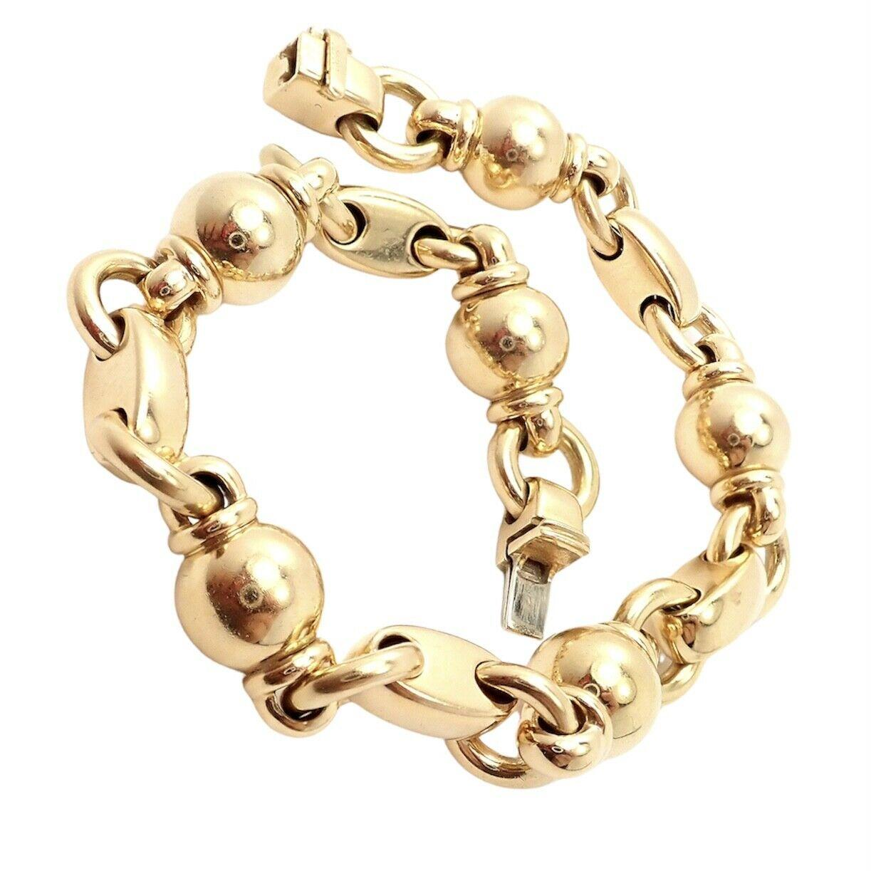 18k Yellow Gold Vintage Classic Link Bracelet by Chanel.
Details: 
Length: 7