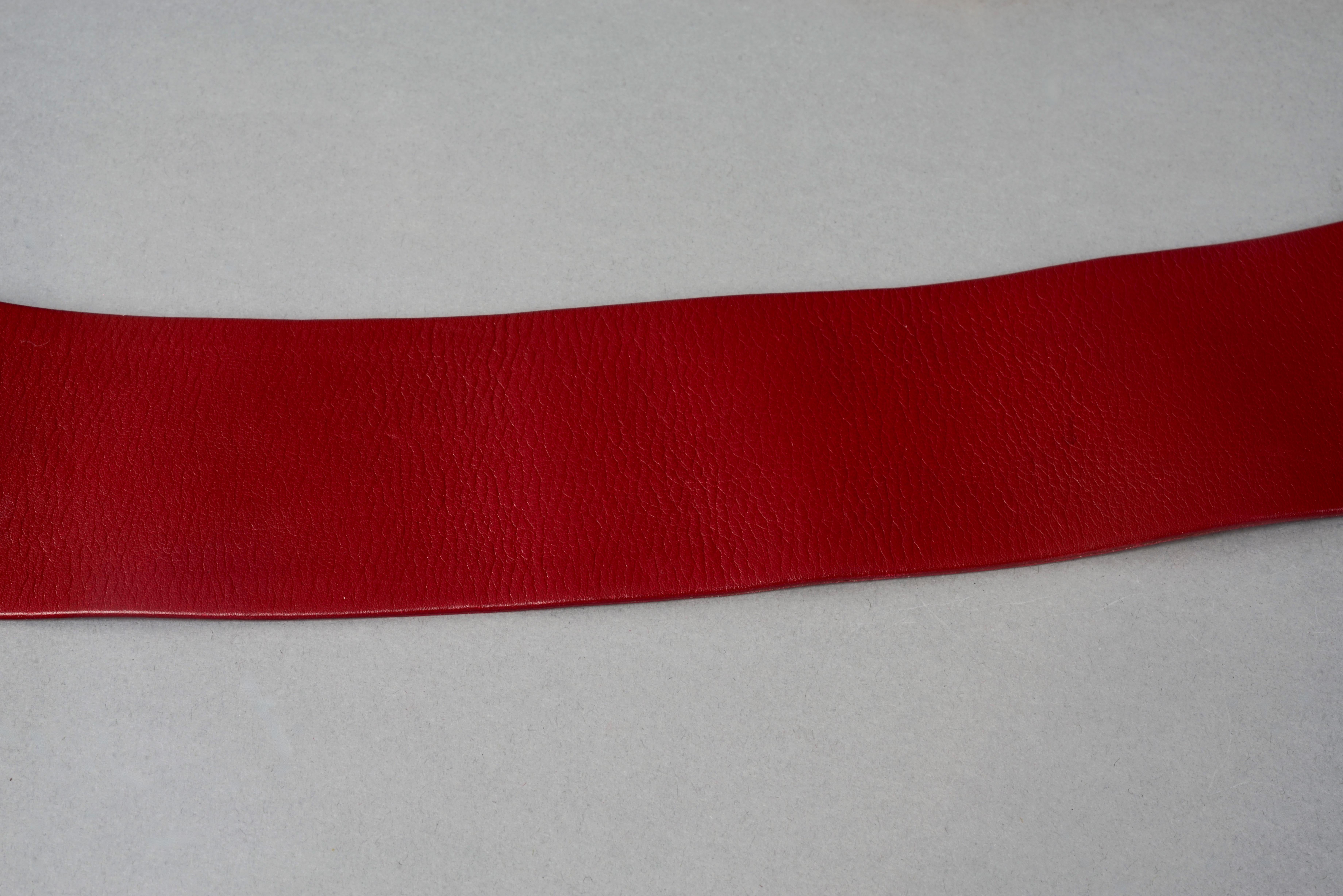 Vintage CHANEL Claudia Schiffer Wide Long Chain Medallion Red Leather Belt For Sale 3