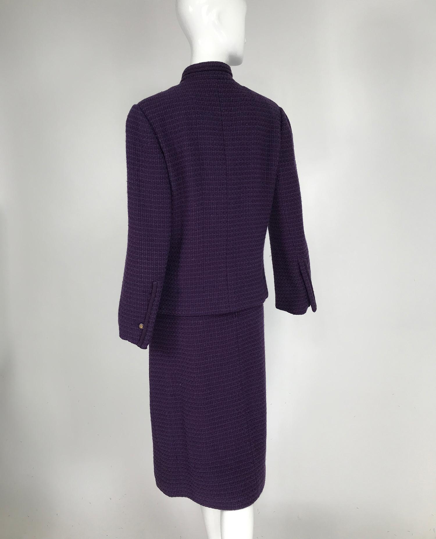 Vintage Chanel Creations Textured Purple Wool Skirt Suit 1970s In Good Condition For Sale In West Palm Beach, FL