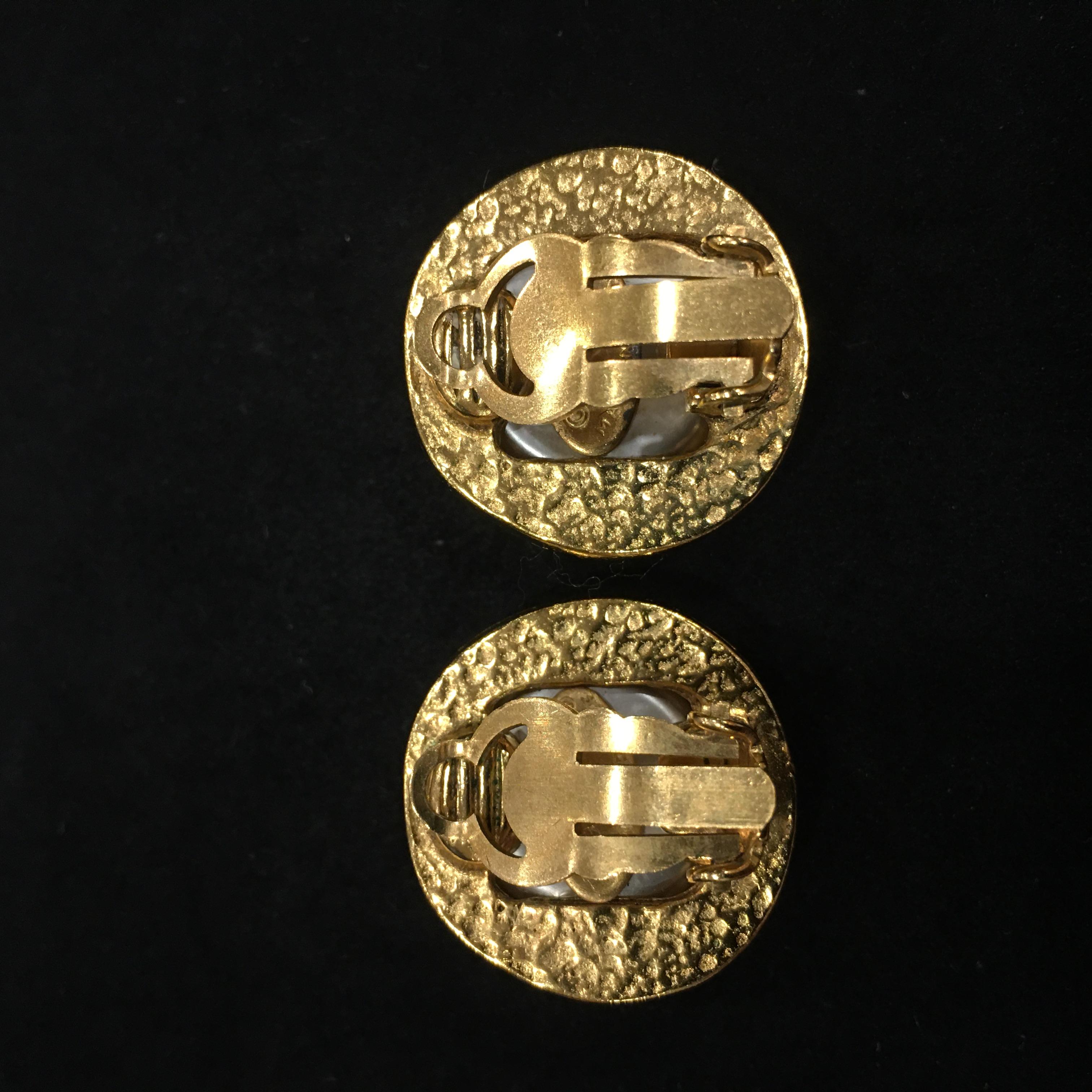 chanel logo original