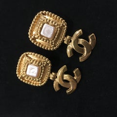 Vintage Chanel Custom Gilt Metal Square Faux Pearl Dangle Clip Earrings 1994