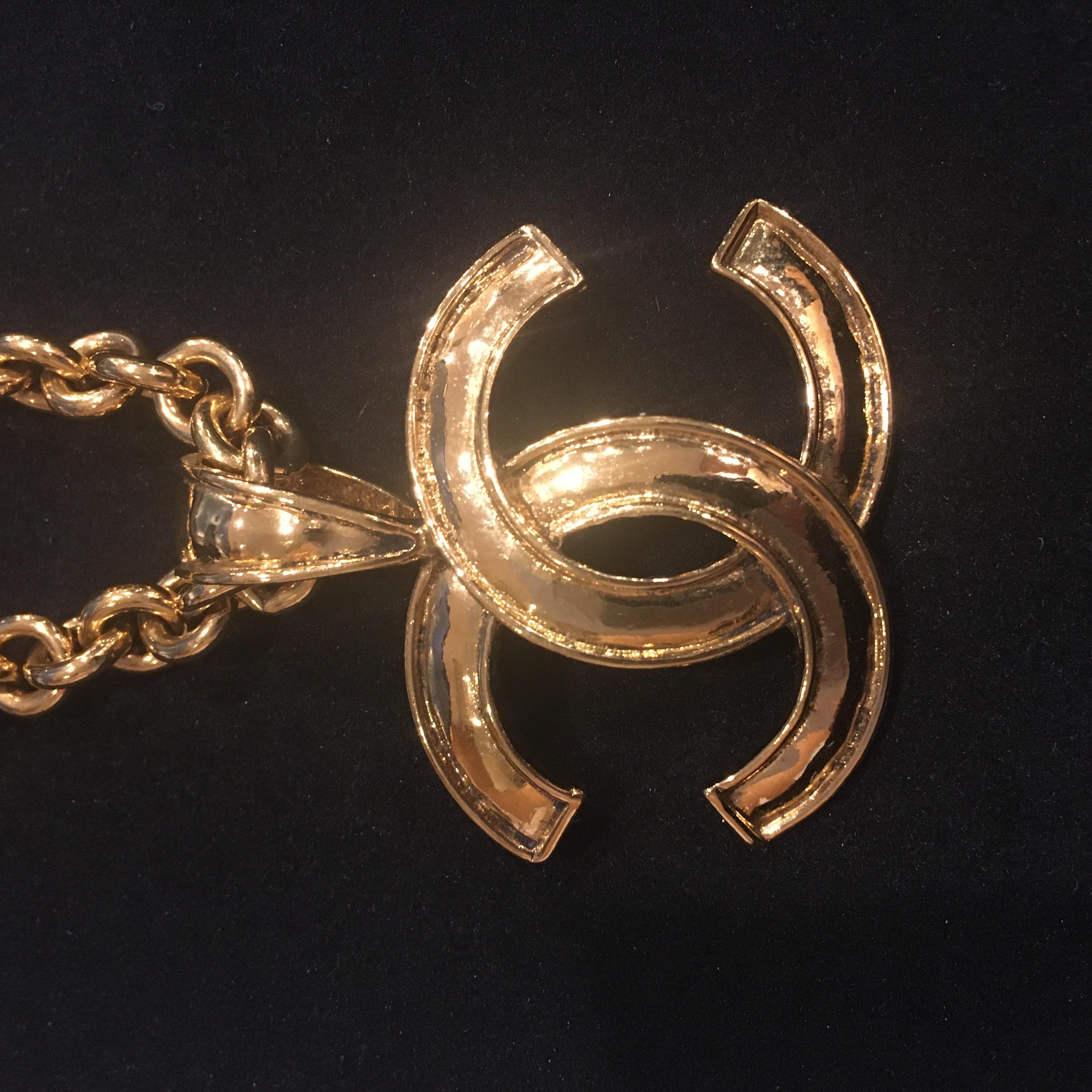 Women's Vintage Chanel Custom Gold Plated Large CC Logo Pendant Short Necklace 1994