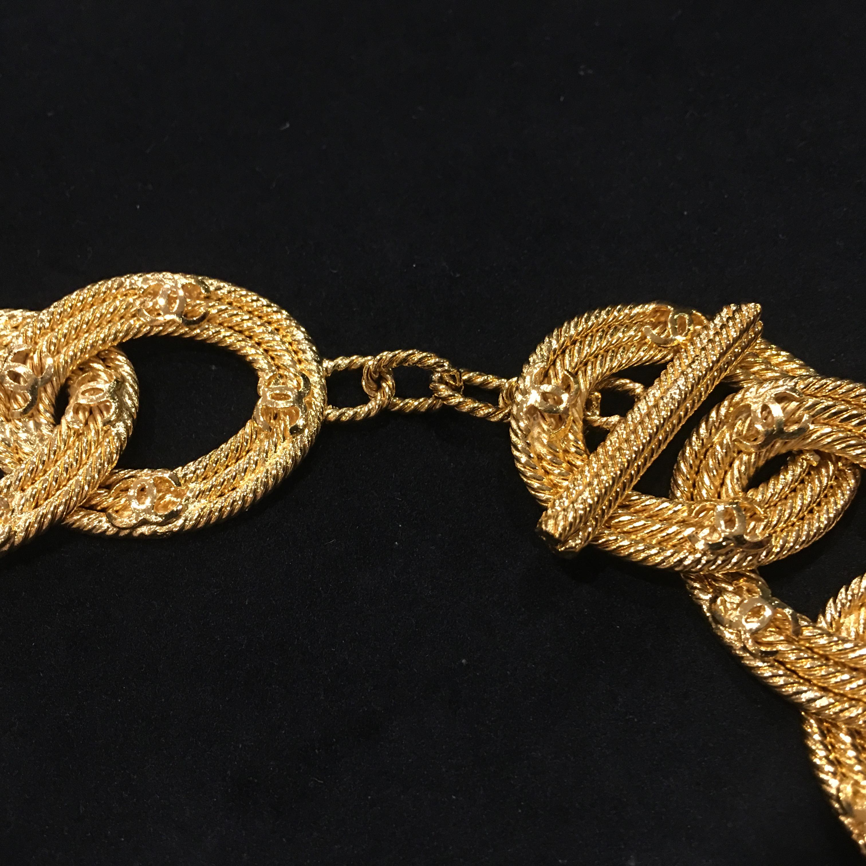 Vintage Chanel Custom Gold Plated Large Chain CC Logo Short Necklace 1989-1991 For Sale 3