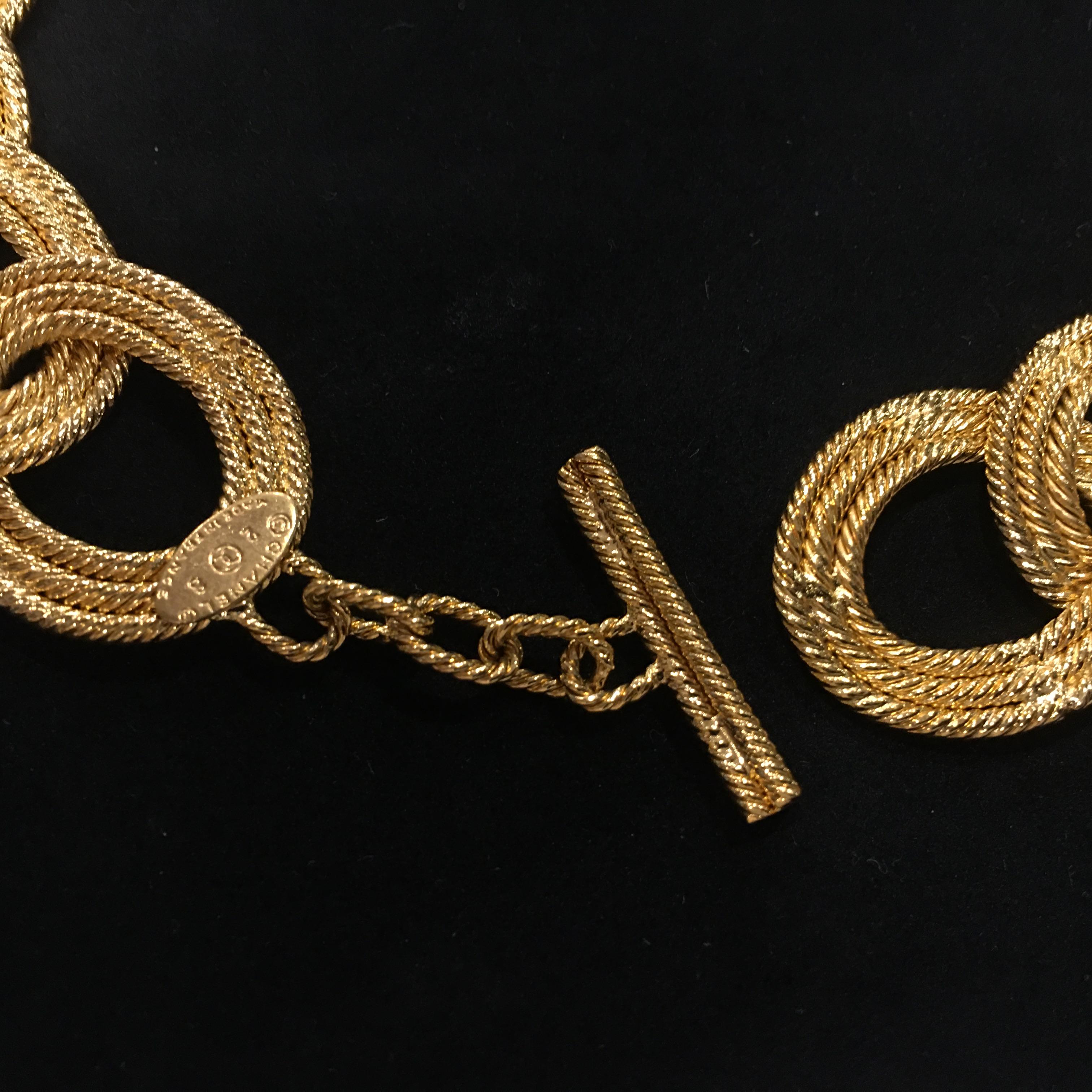 Kurze Vintage Chanel Vintage-Halskette, maßgefertigt, vergoldete große Kette CC Logo 1989-1991 8