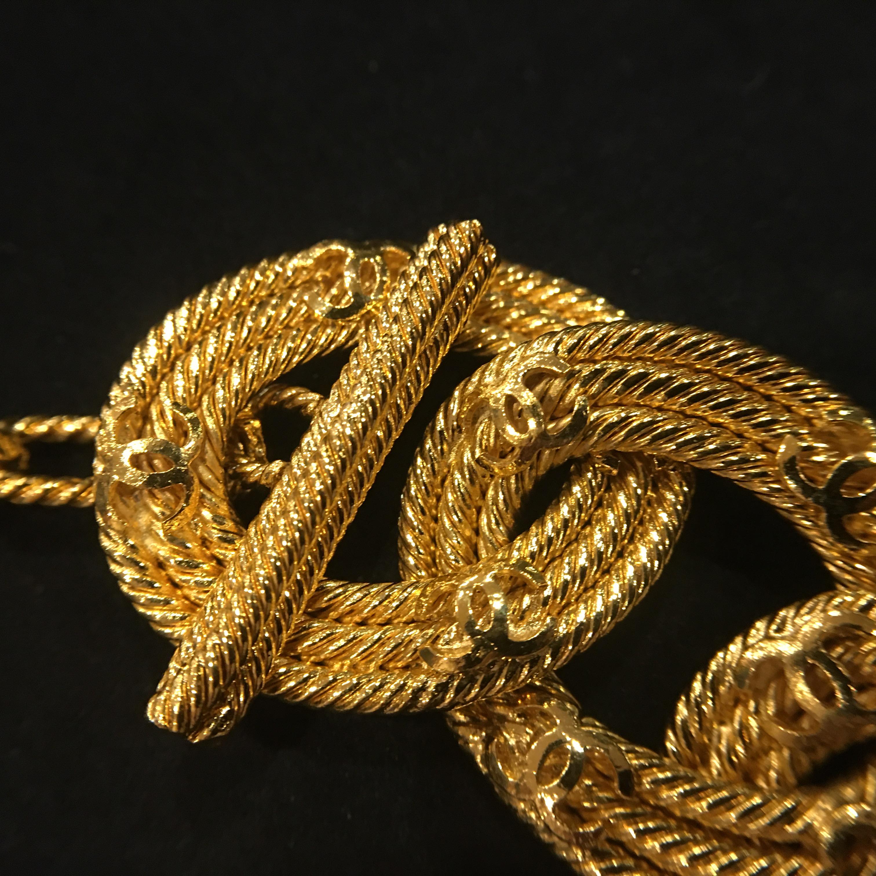 Kurze Vintage Chanel Vintage-Halskette, maßgefertigt, vergoldete große Kette CC Logo 1989-1991 5
