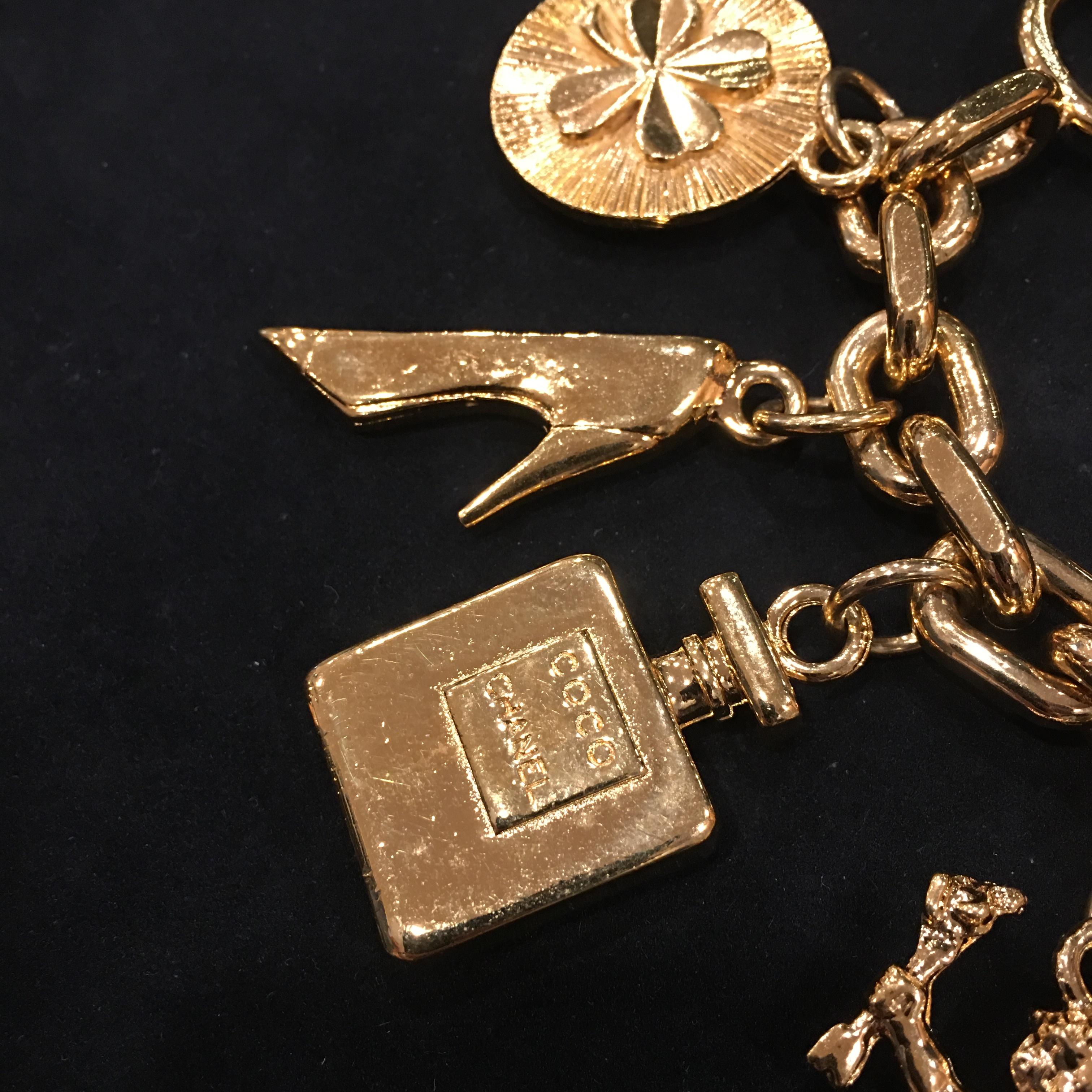 Vintage Chanel Custom Gold Plated Large Charms Turtle Perfume Bracelet 1980's In Excellent Condition In Central & Western District, HK