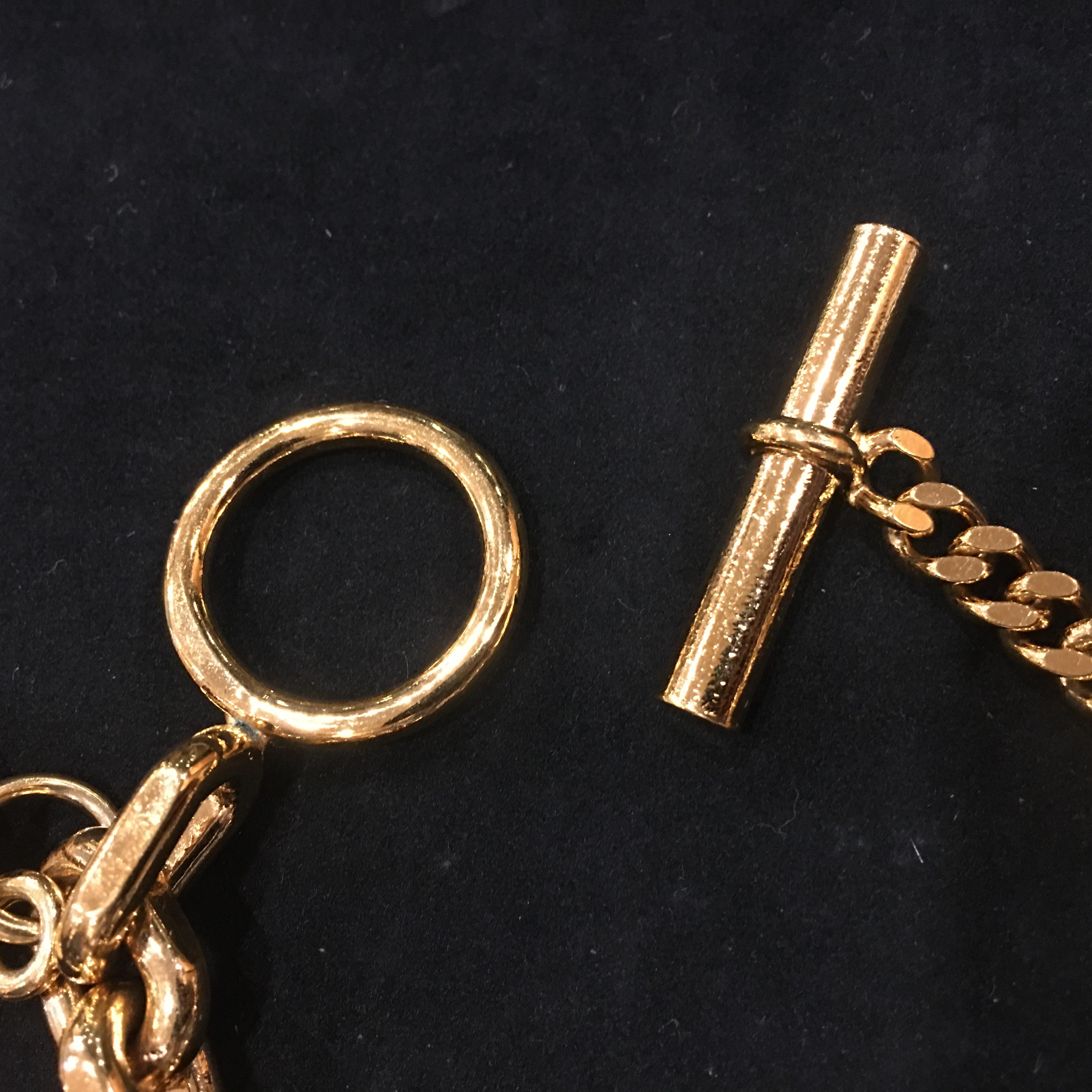 Vintage Chanel Vintage Chanel maßgefertigtes vergoldetes große Charms Schildkröten-Parfüm-Armband 1980er 4