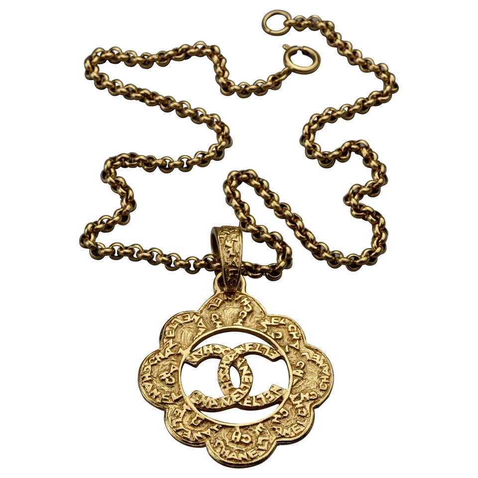 Vintage chanel necklace Outlet