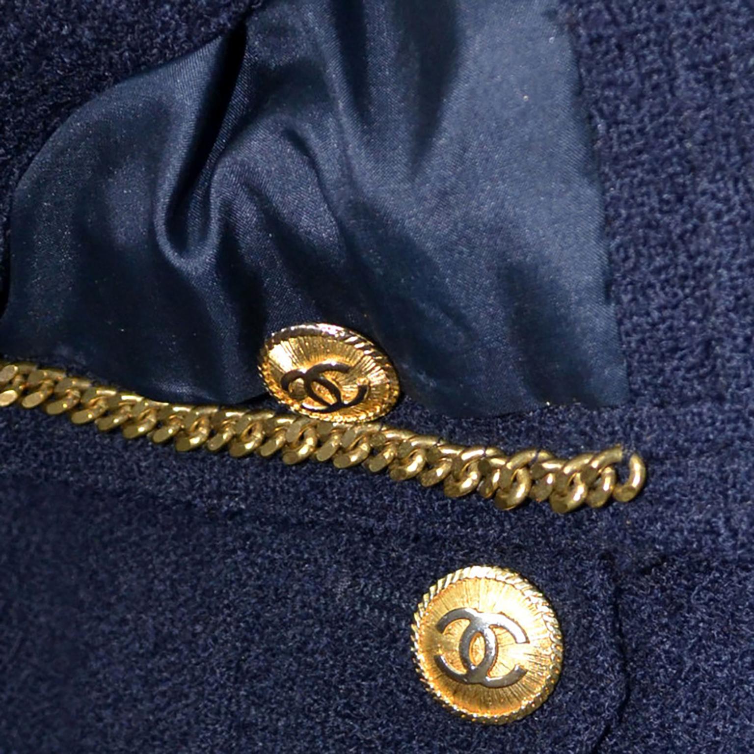 Vintage Chanel Dark Blue Boucle Wool 2 Piece Skirt & Open Front Jacket Suit 4