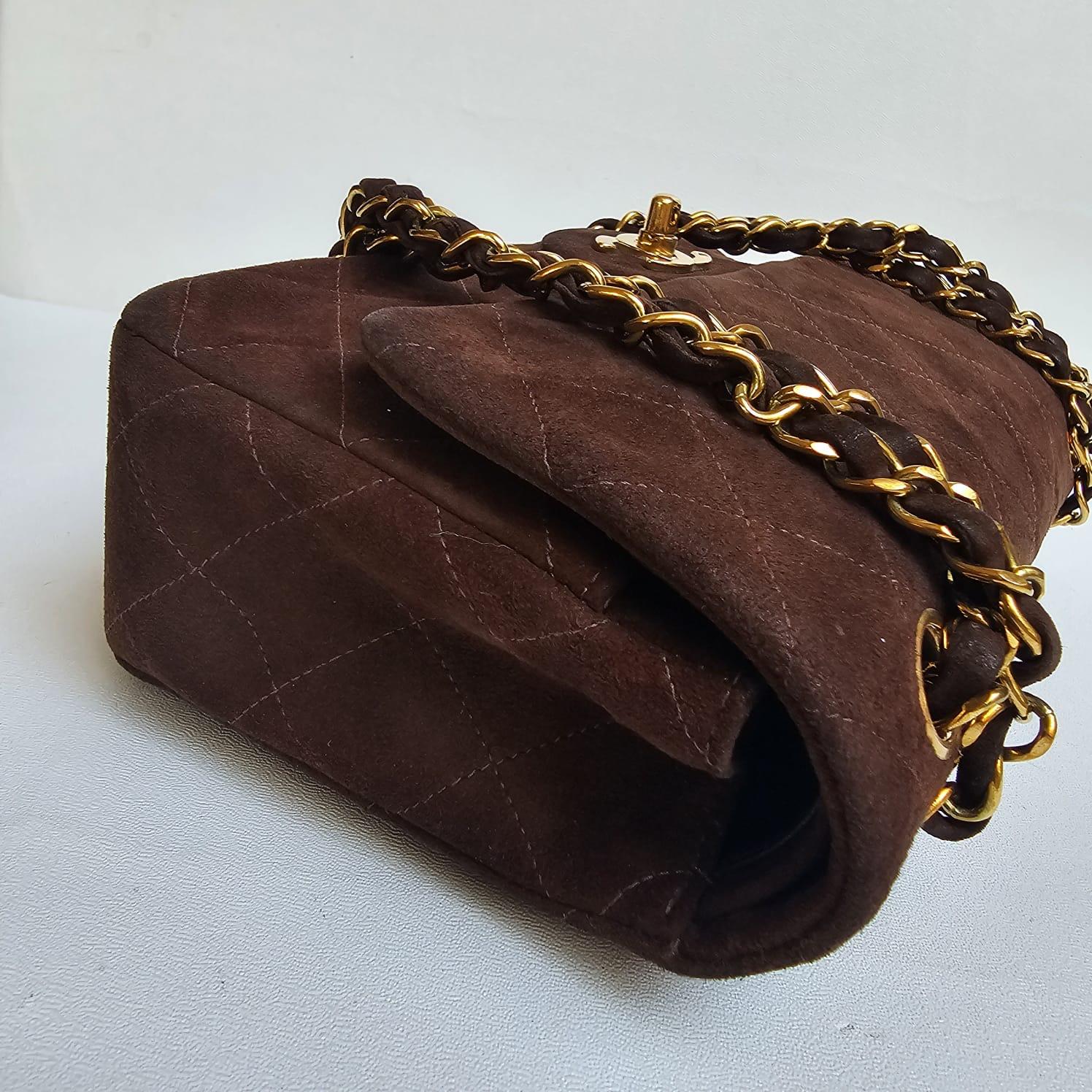 Vintage Chanel Dark Brown Suede Quilted Small Double Flap Bag en vente 14