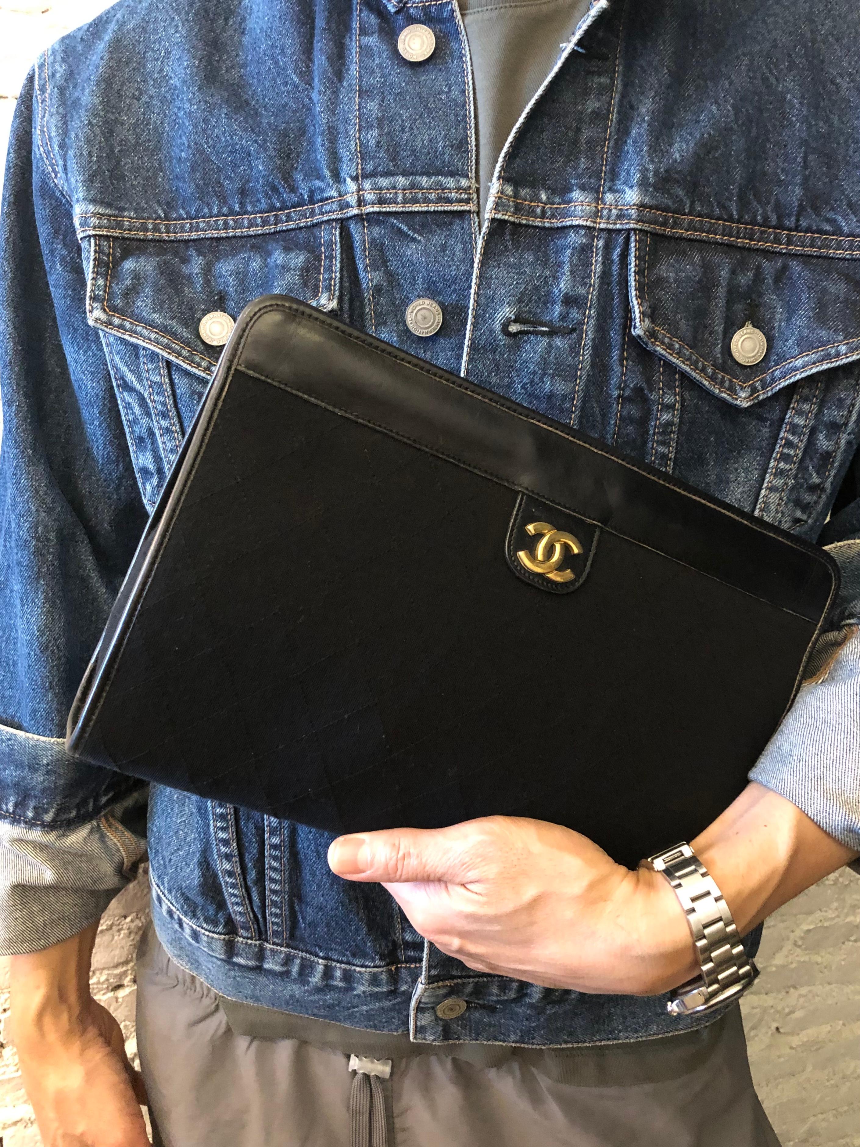 Women's or Men's Vintage CHANEL Diamond Quilted Jersey Clutch Bag Black Large For Sale