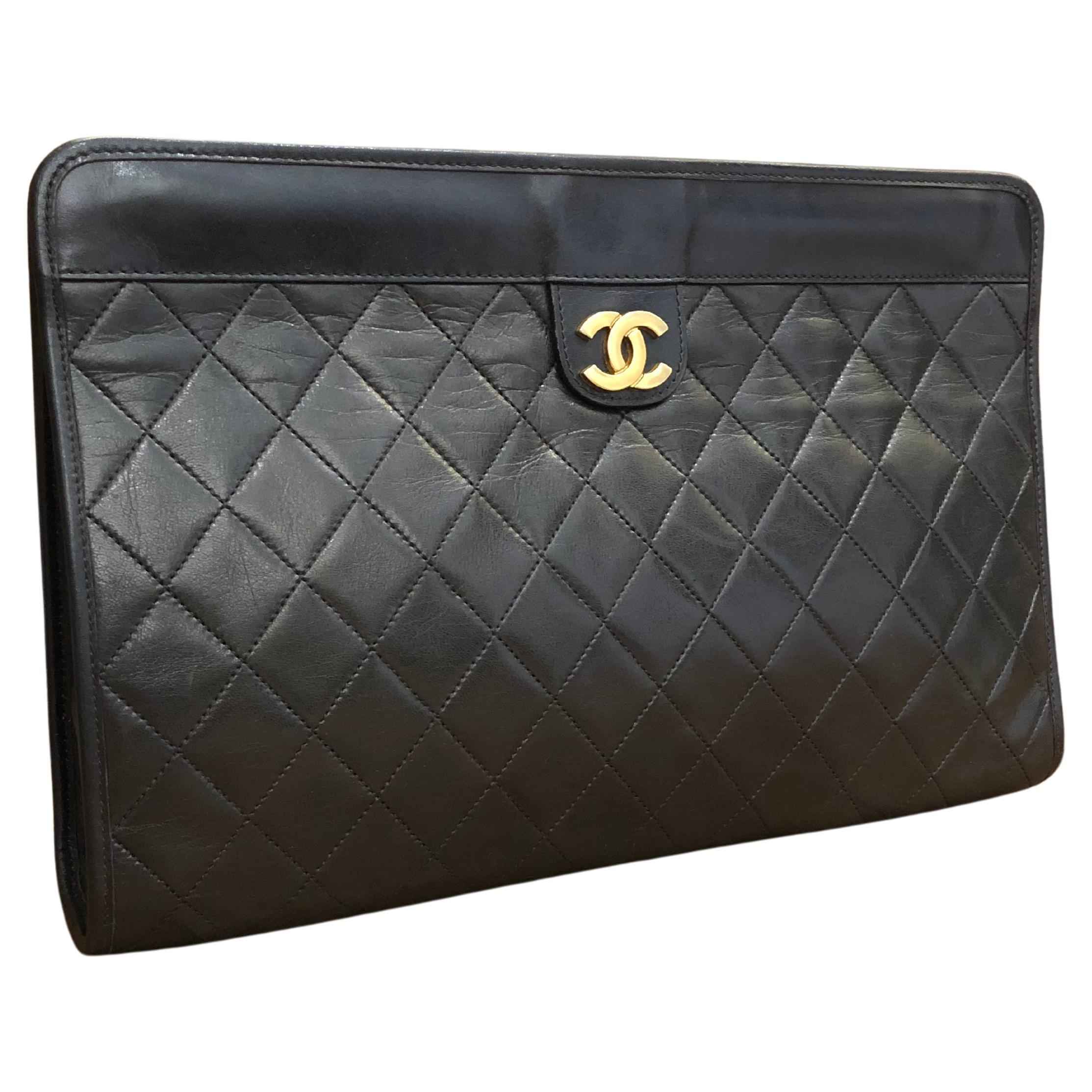 Vintage CHANEL Two-Toned Diamond Quilted Lambskin Leather Clutch Bag Large