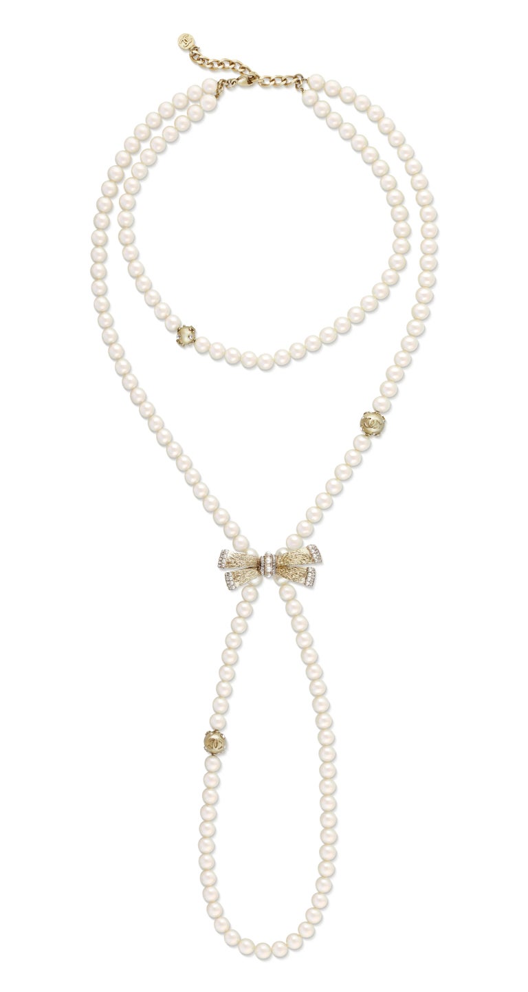 CHANEL 1996 Double Strand Pearls Chain Necklace W/Pendant
