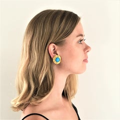 Vintage Chanel clip-on earring Paris  70/80s  gold plate,  turquoise Cabochon