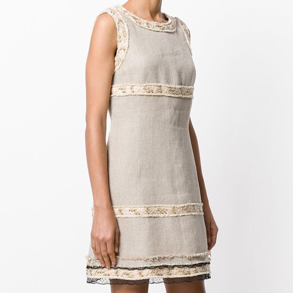 Vintage Chanel Embellished Lace Trim Linen Dress  In Excellent Condition In London, GB