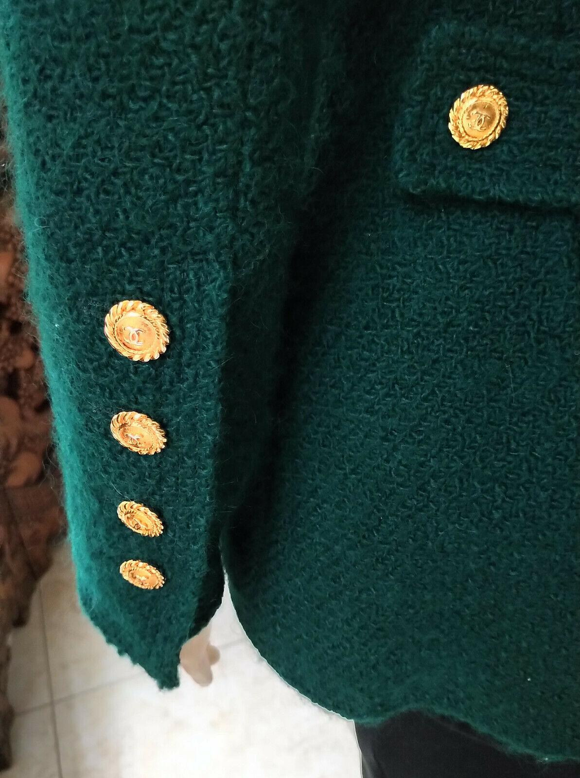 Vintage Chanel Emerald Green (24) 18K Gold CC Buttons Tweed Jacket FR 36/ US 2 4 1