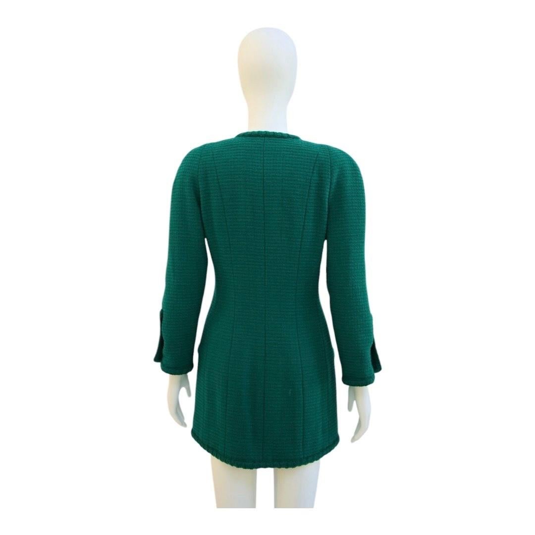Veste croisée Chanel en tweed vert émeraude, A/H 1990 par Karl Excellent état - En vente à Dallas, TX