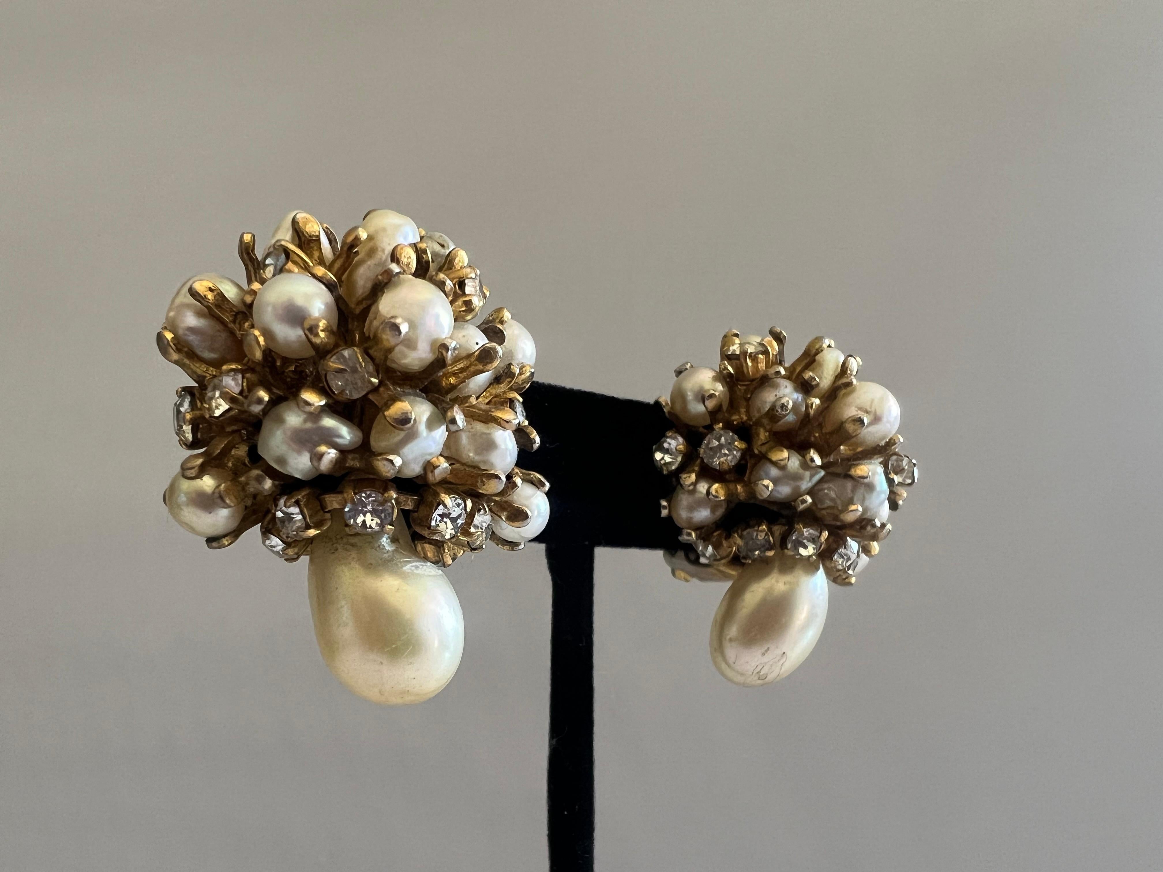 Scarce Chanel Haute Couture rhinestone and faux baroque pearl clip-on earrings by Maison Robert Goossens, circa 1960. 