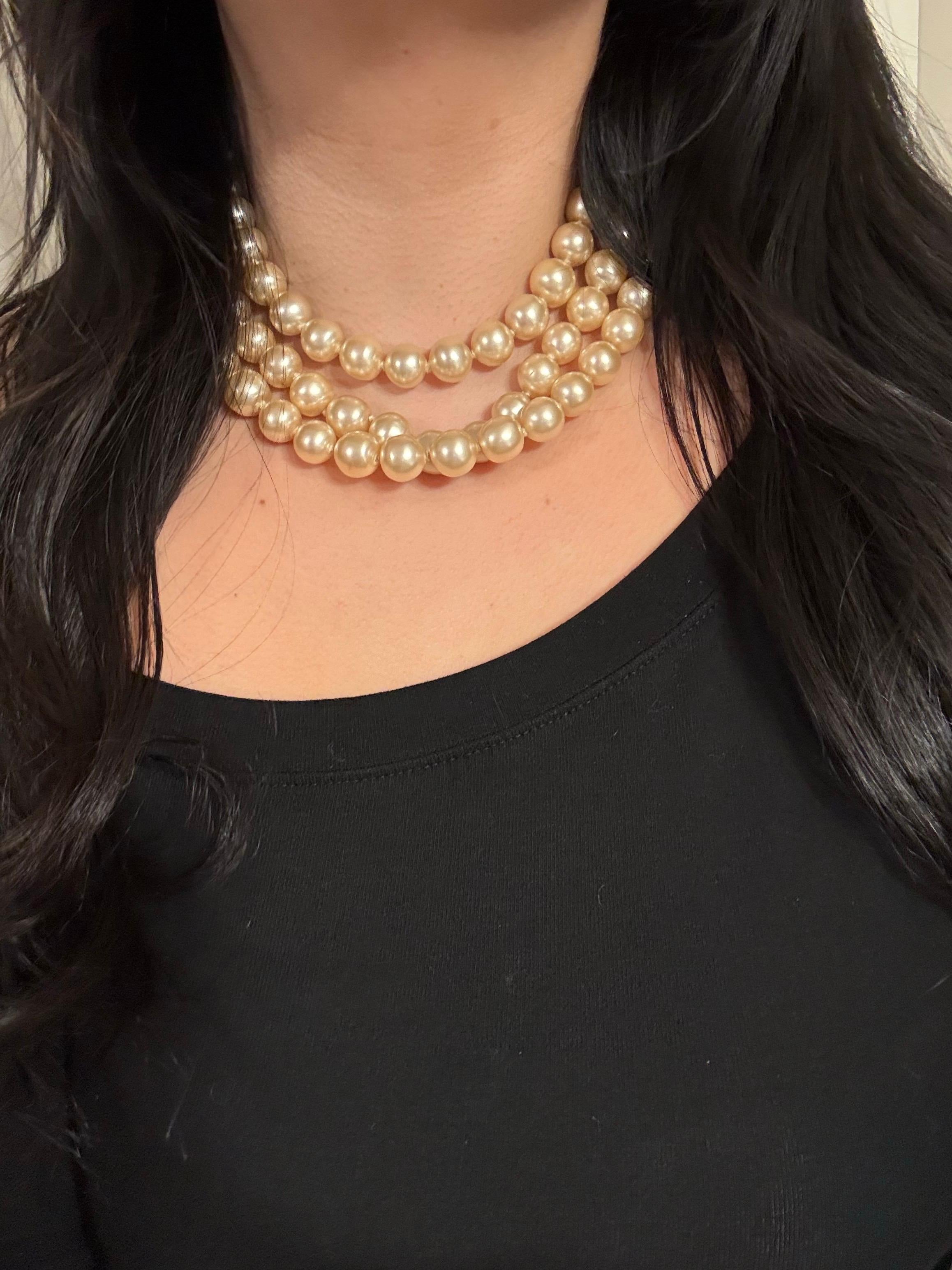 Vintage CHANEL Faux Pearl CC Logo Triple Strand Collar Necklace In Good Condition For Sale In Bellevue, WA