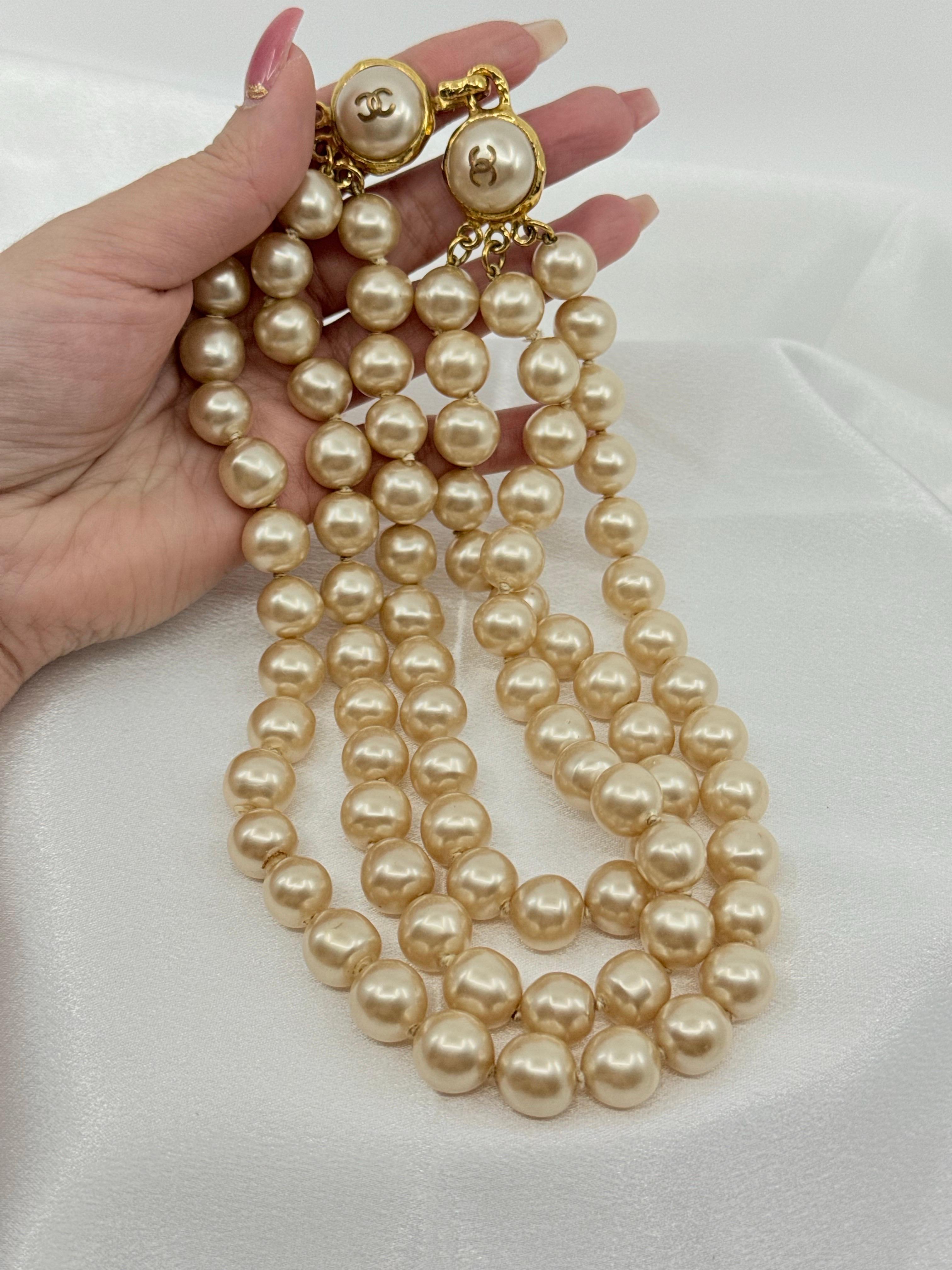 Vintage CHANEL Faux Pearl CC Logo Triple Strand Collar Necklace For Sale 5