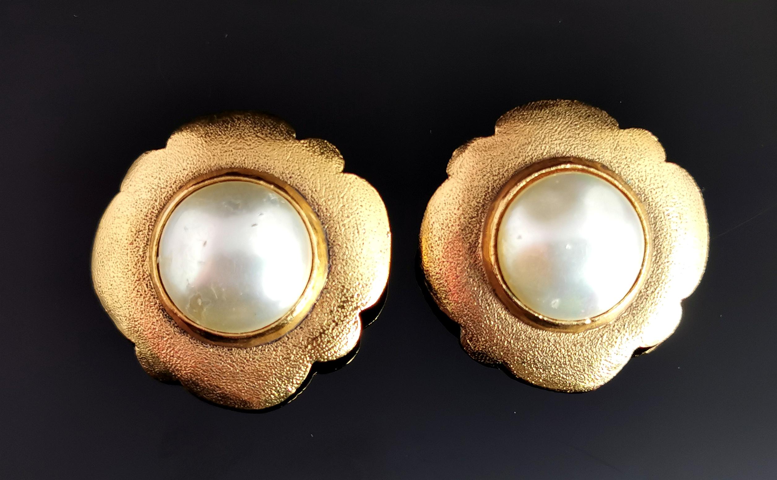 Retro Vintage Chanel faux pearl clip on earrings, Gold tone, c1980s  For Sale