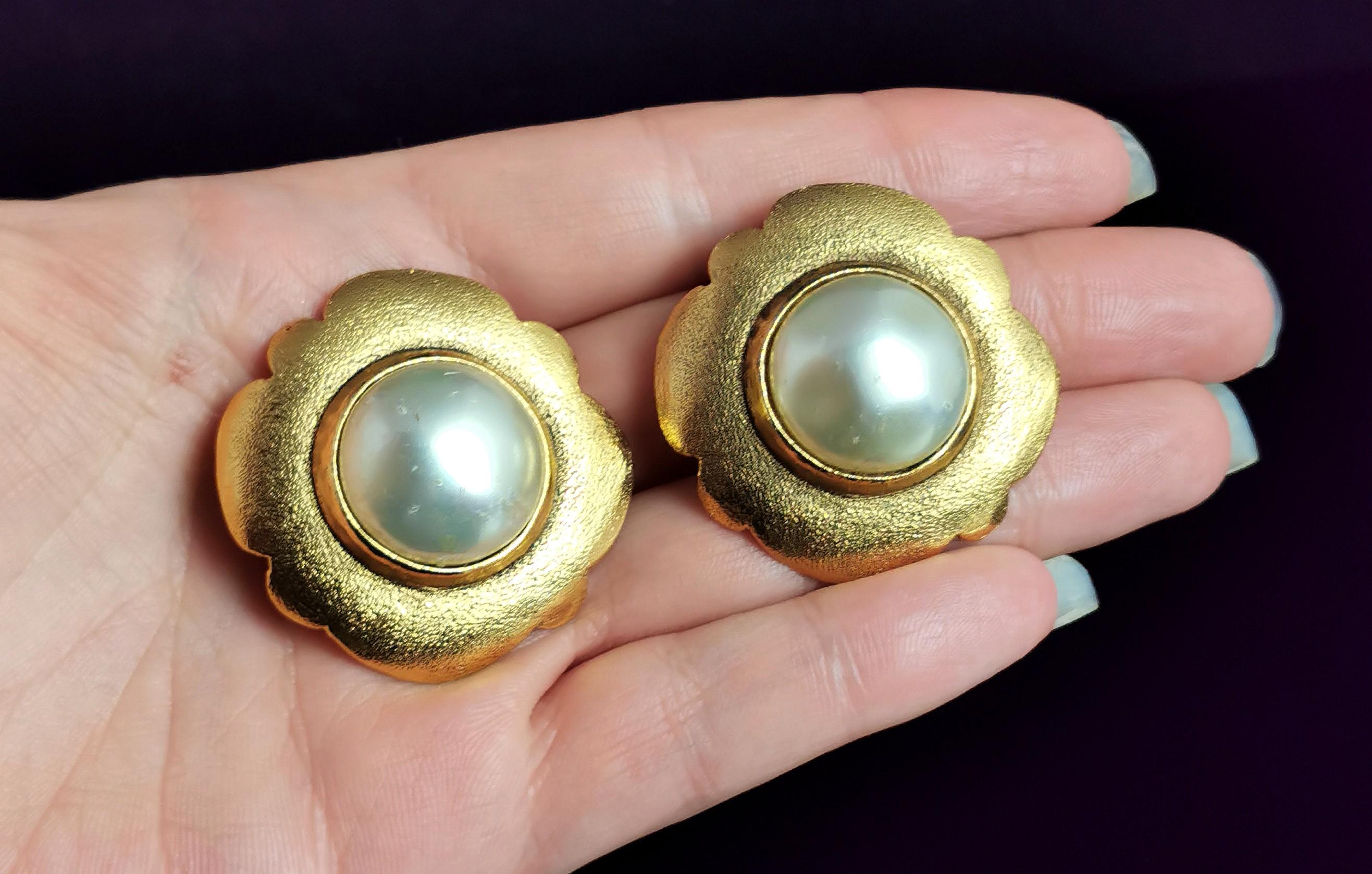 Vintage Chanel faux pearl clip on earrings, Gold tone, c1980s  For Sale 1